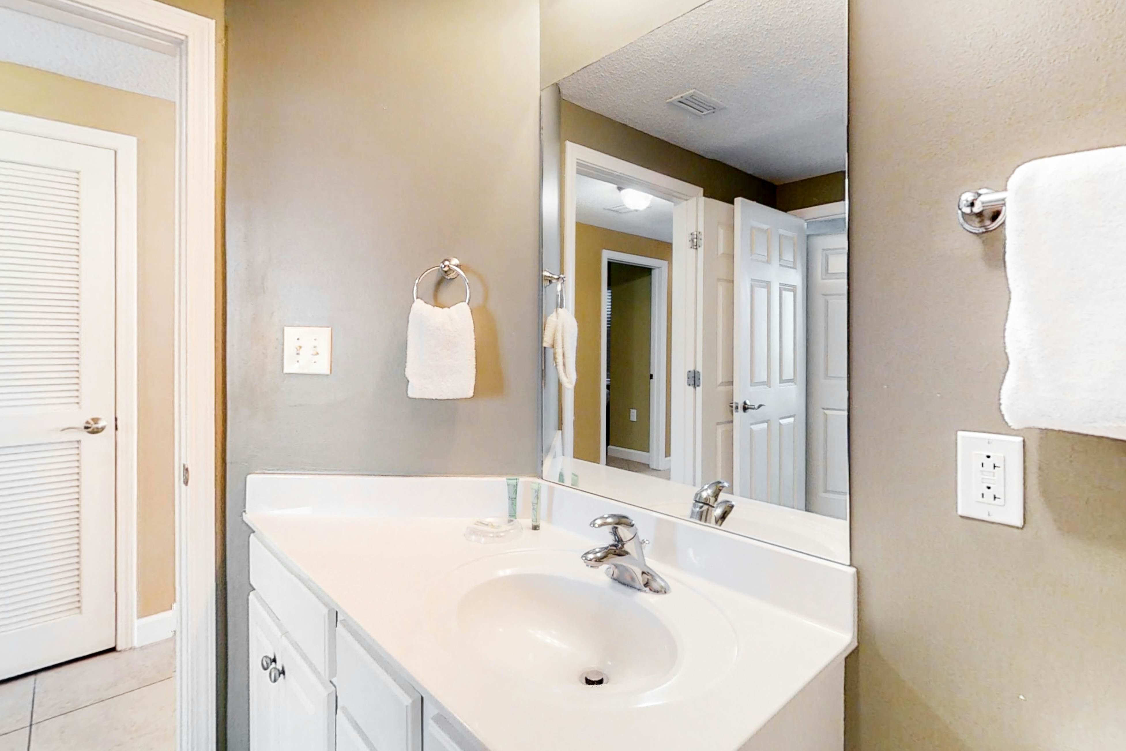 Seychelles Beach Resort 0309