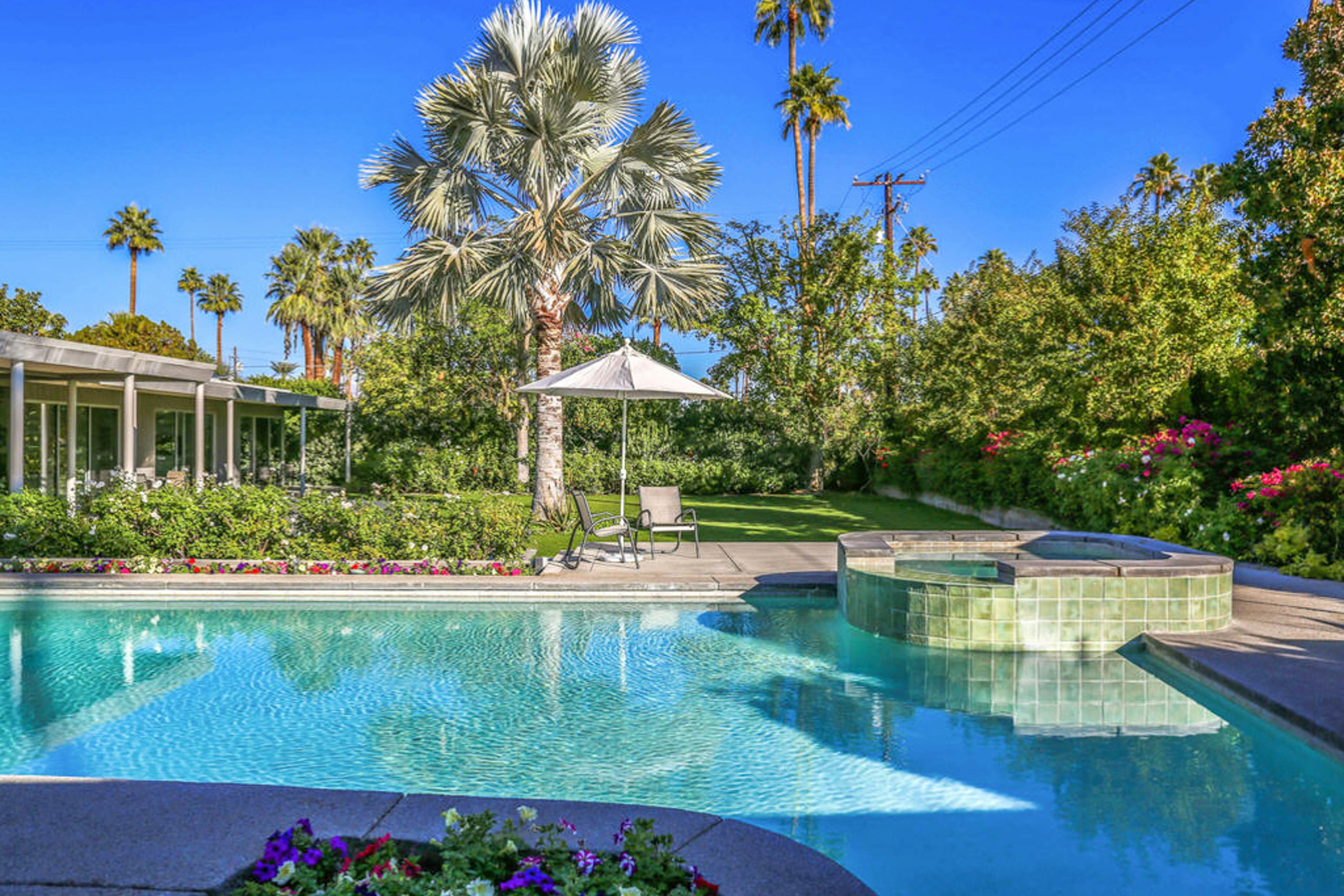 Palm Springs Perfection - 2243