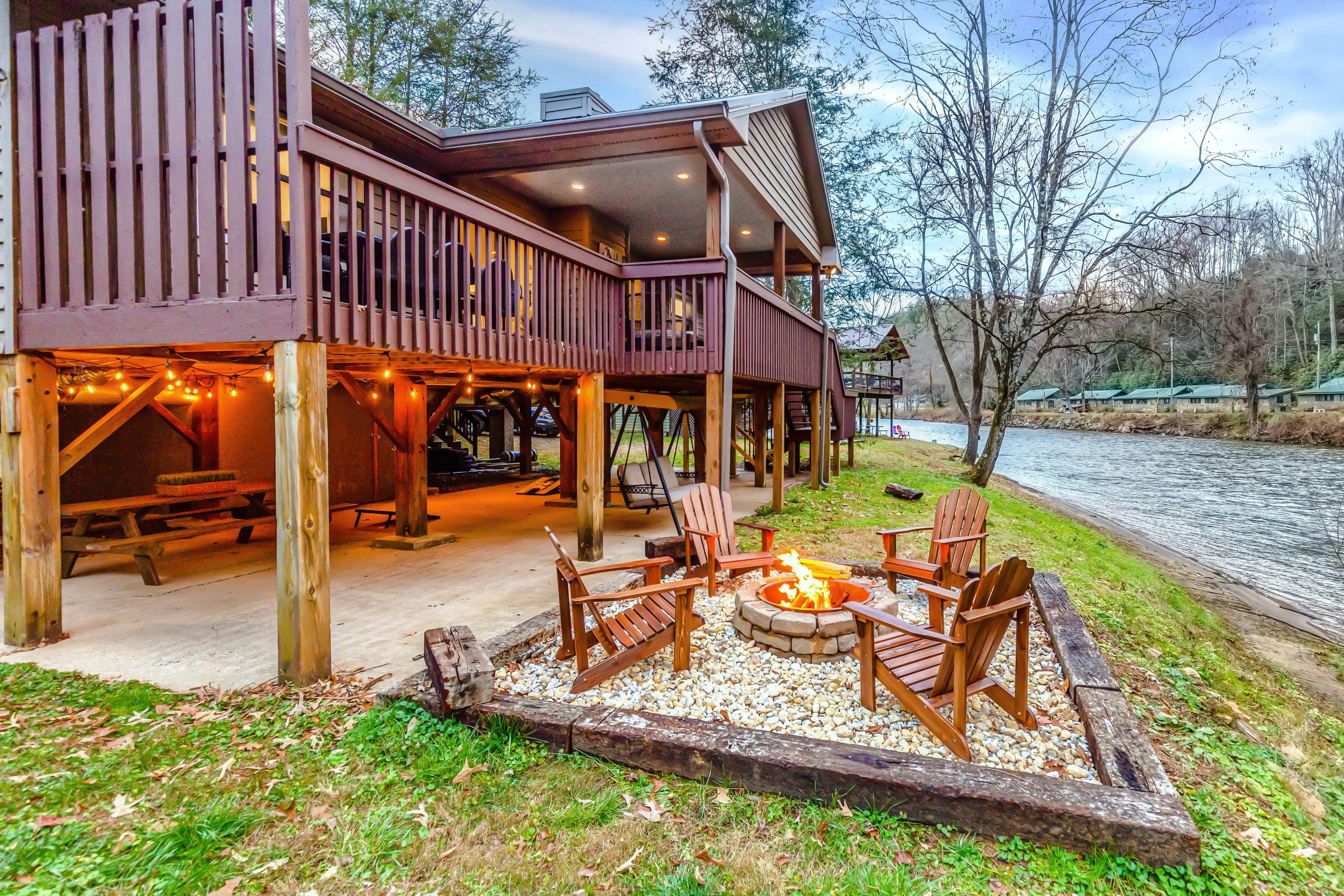 Reel Riverside Retreat 2 BD Sylva, NC Vacation Rental Vacasa