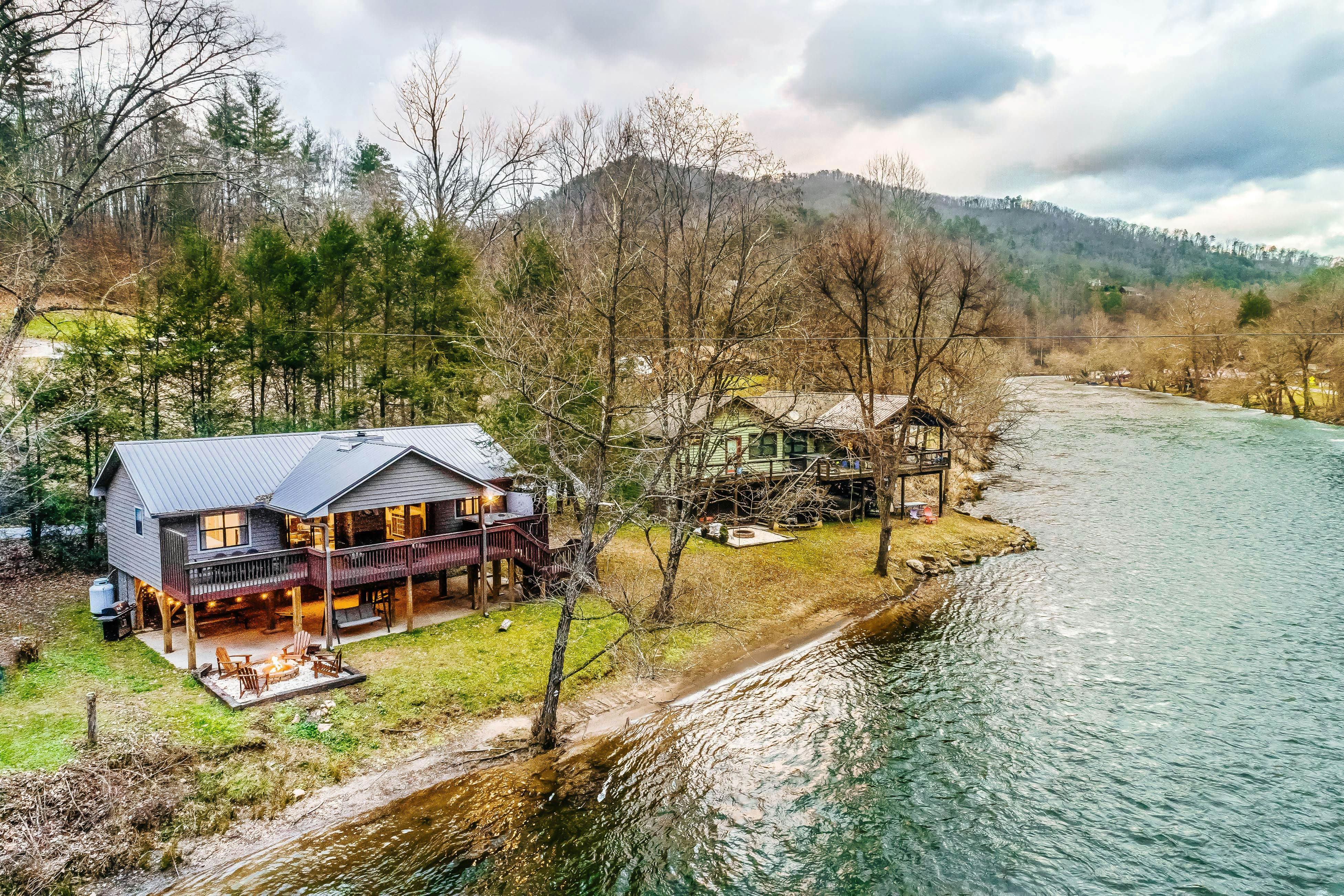 Reel Riverside Retreat