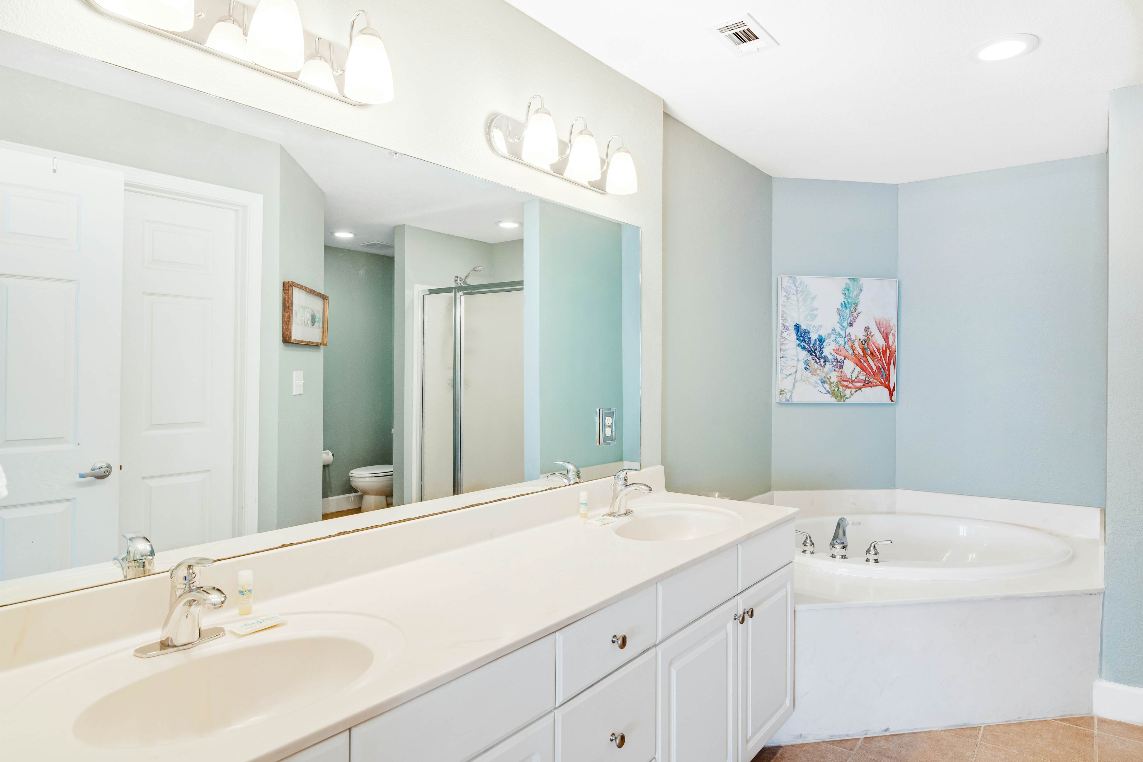 Tidewater Beach Resort 702