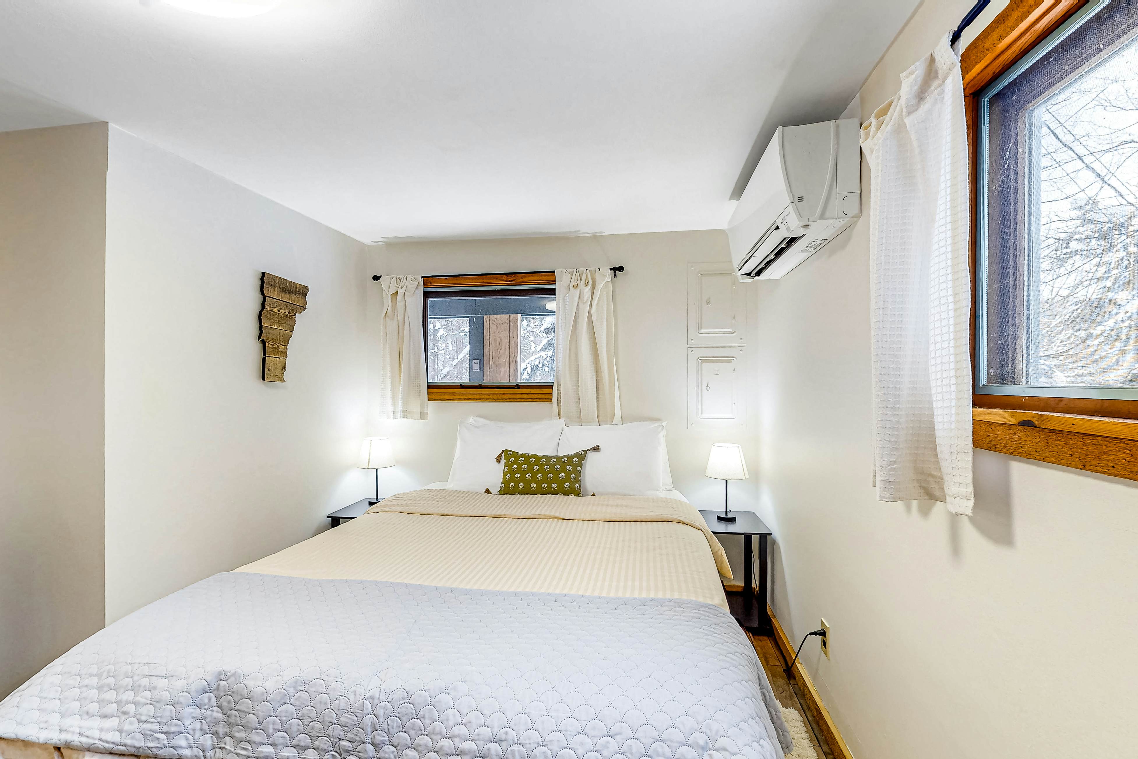 Sugarbush Retreat 3 BD Warren, VT Vacation Rental Vacasa