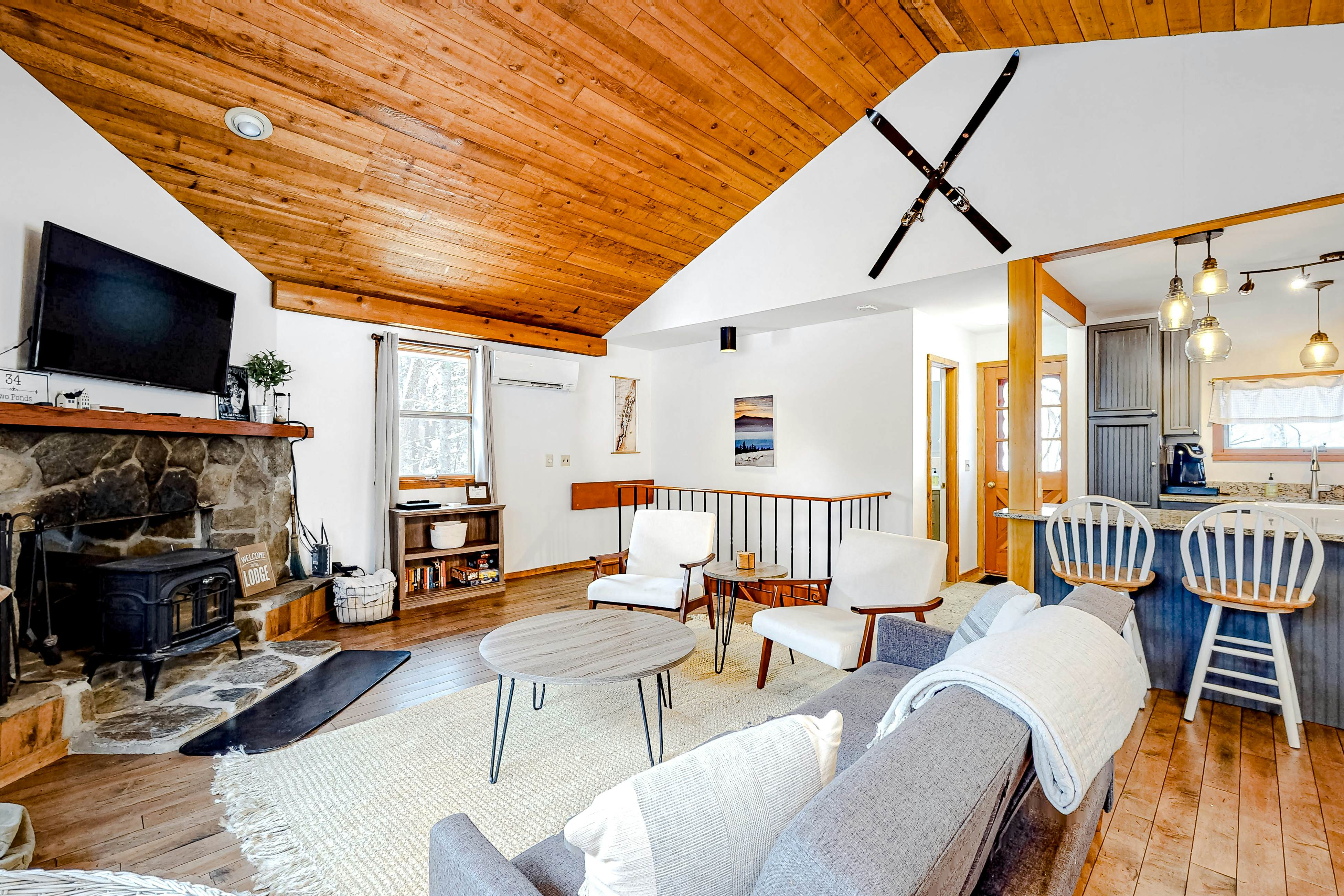 Sugarbush Retreat 3 BD Warren, VT Vacation Rental Vacasa