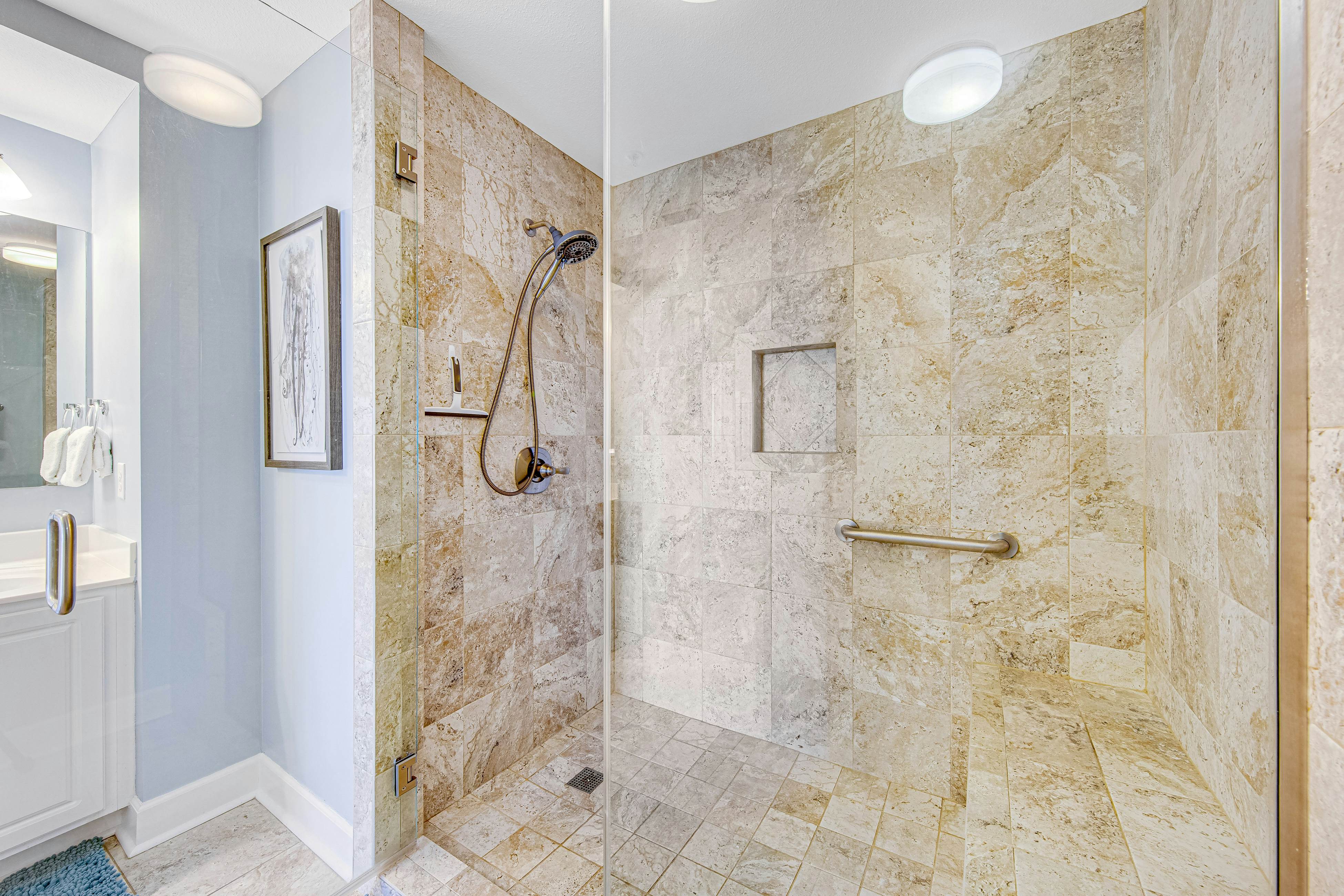 Sunrise Beach 2304 - Beachfront Condo