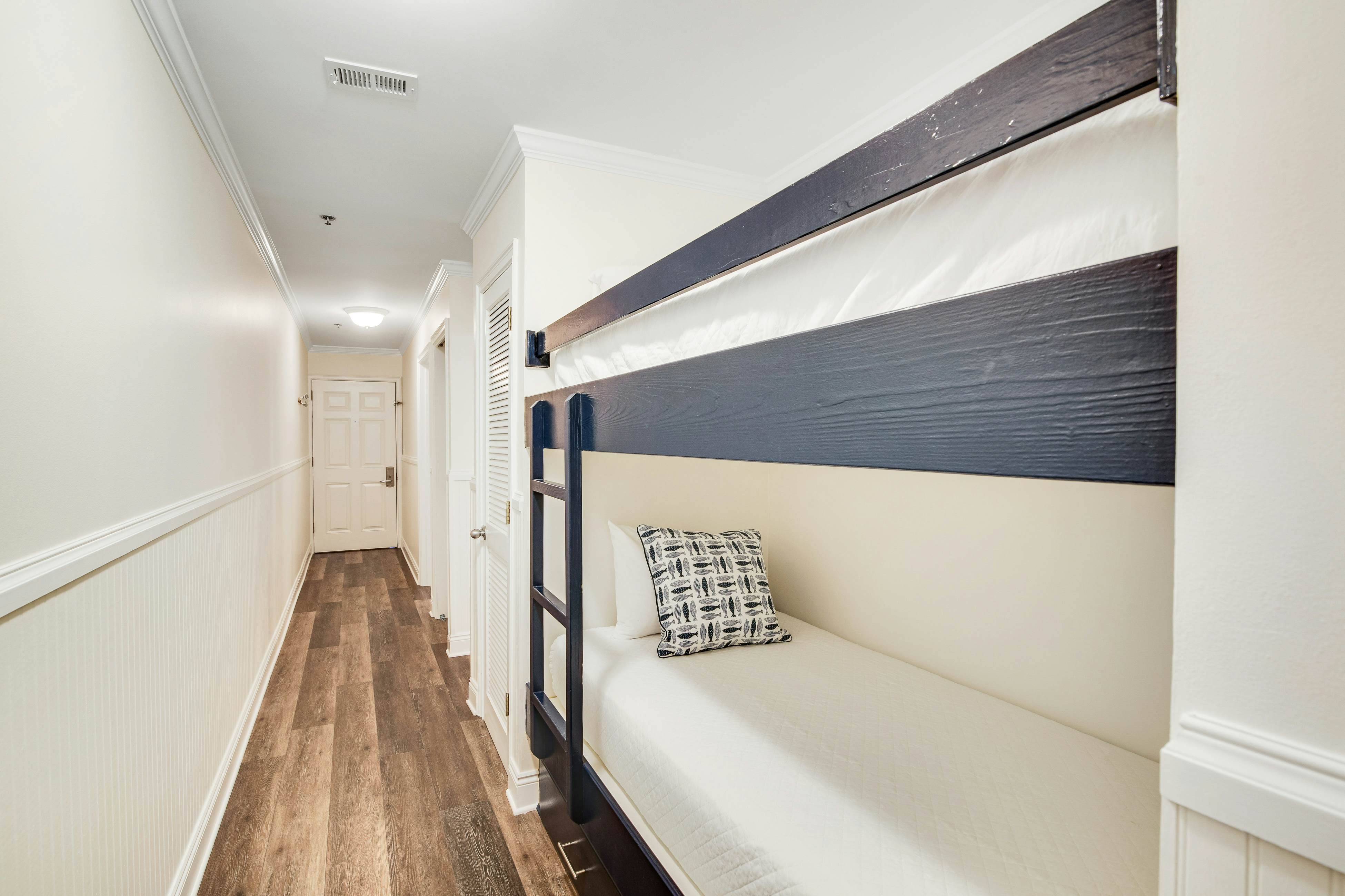 Gulf Place Caribbean 211