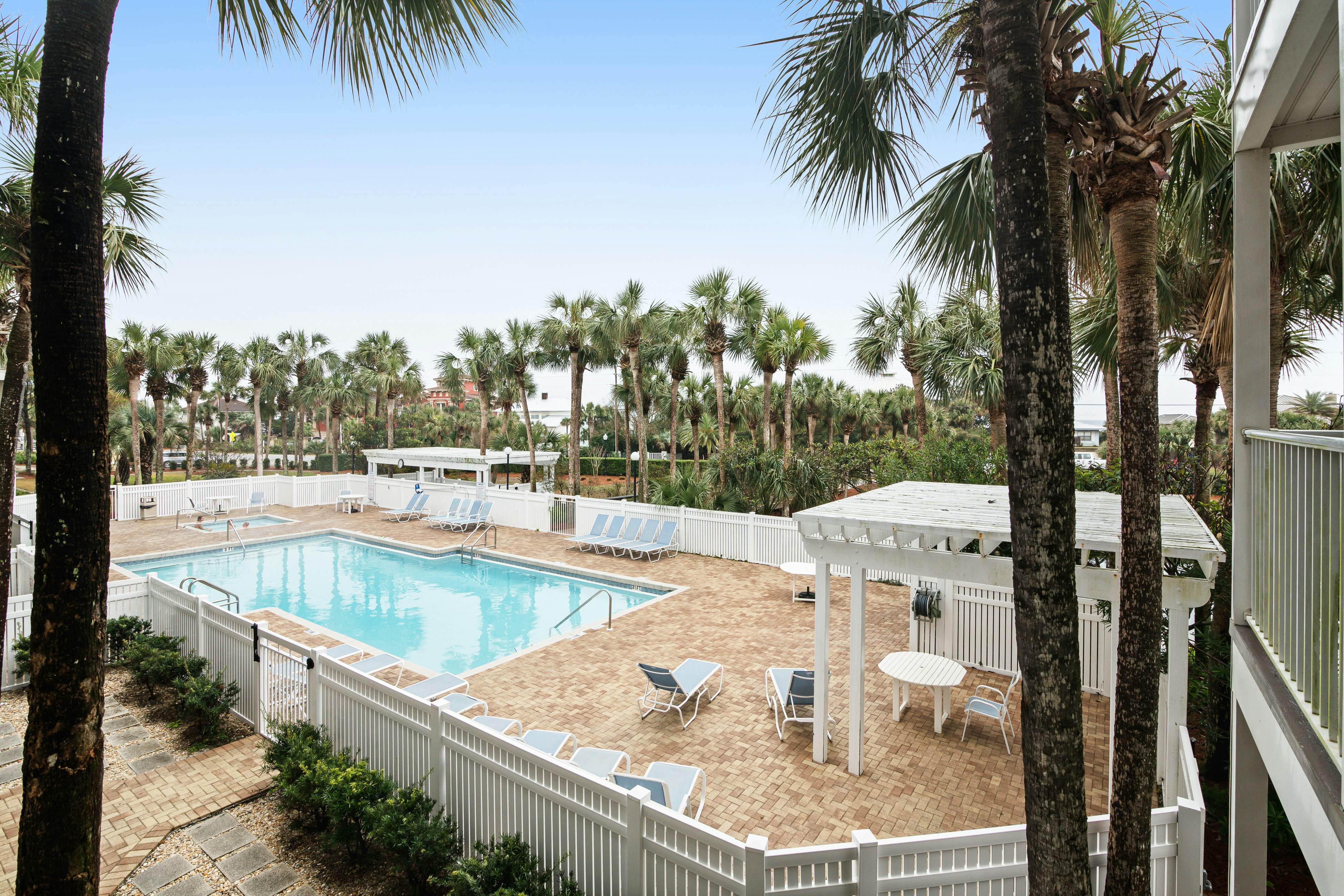 Gulf Place Caribbean 211