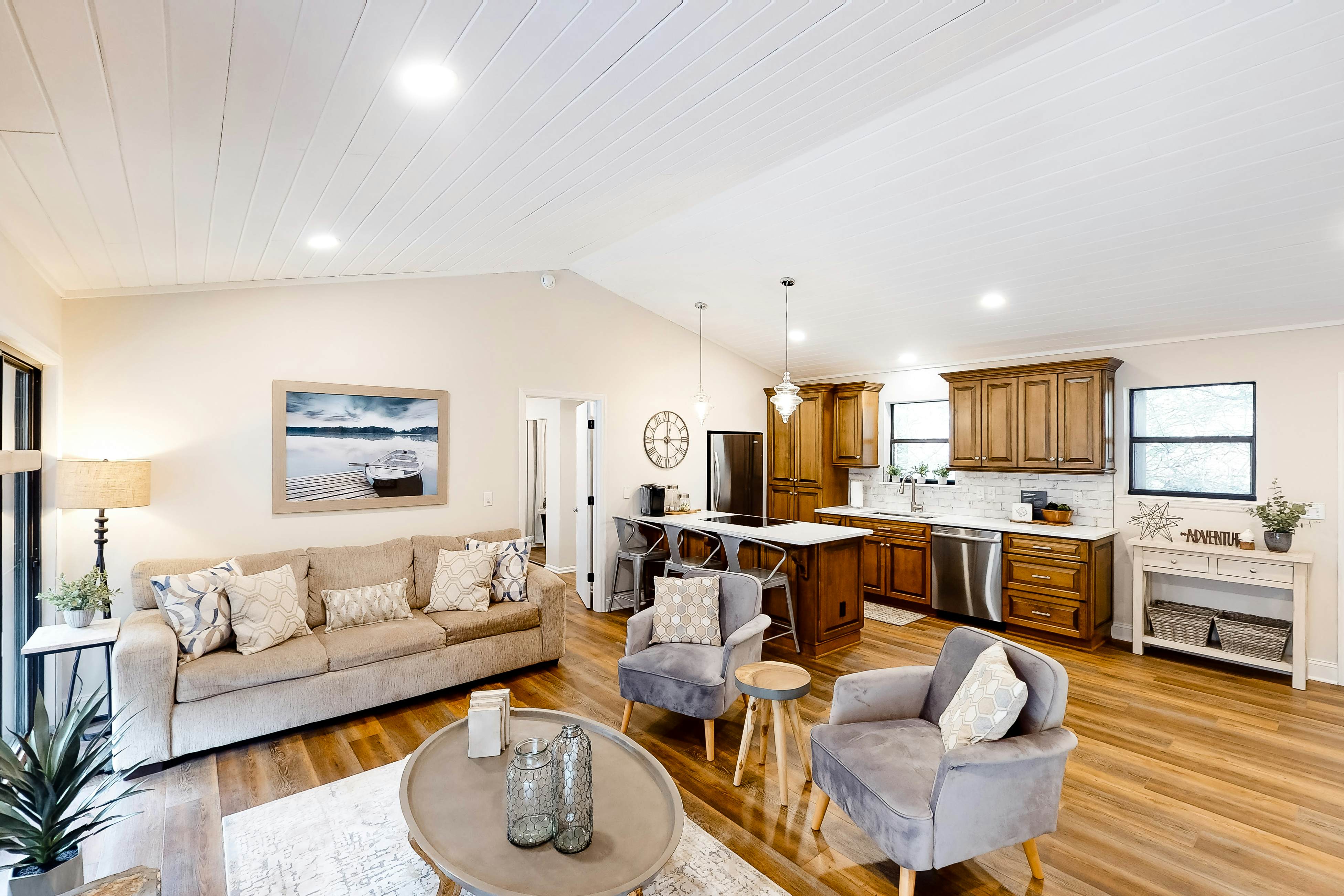 Reel Riverside Retreat 2 BD Sylva, NC Vacation Rental Vacasa