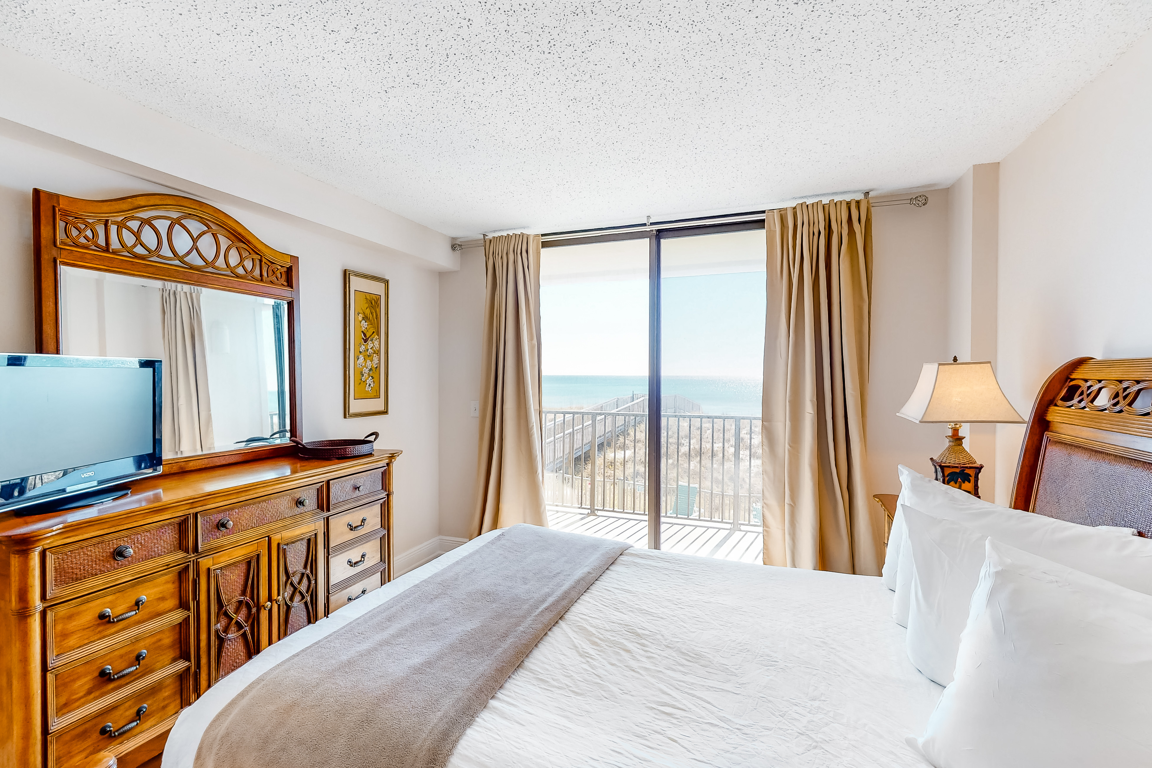 Emerald Surf 106 | 2 BD Navarre Beach, FL Vacation Rental | Vacasa