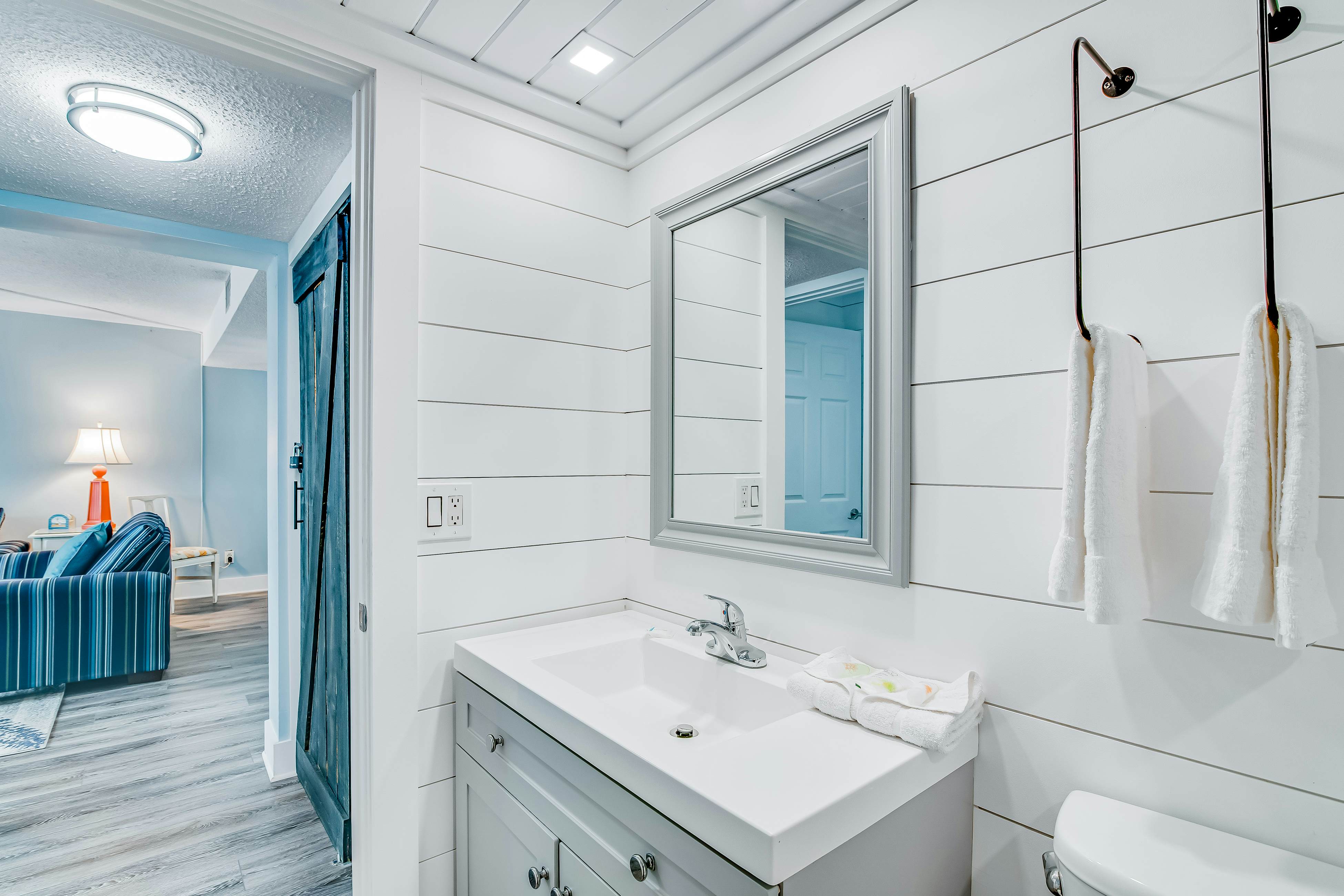 Pinnacle Port B2-507