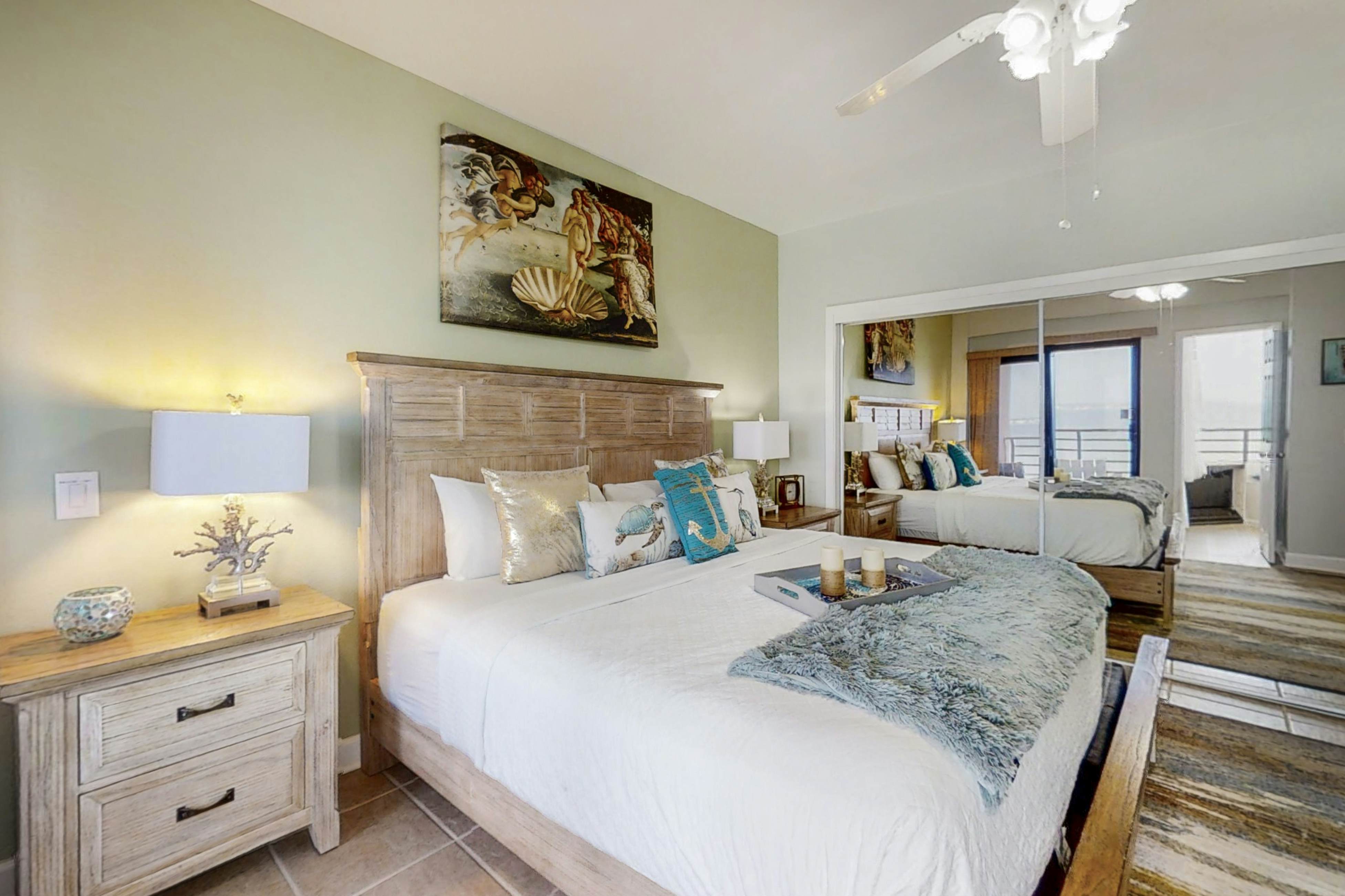 Palm Beach Club 2-228