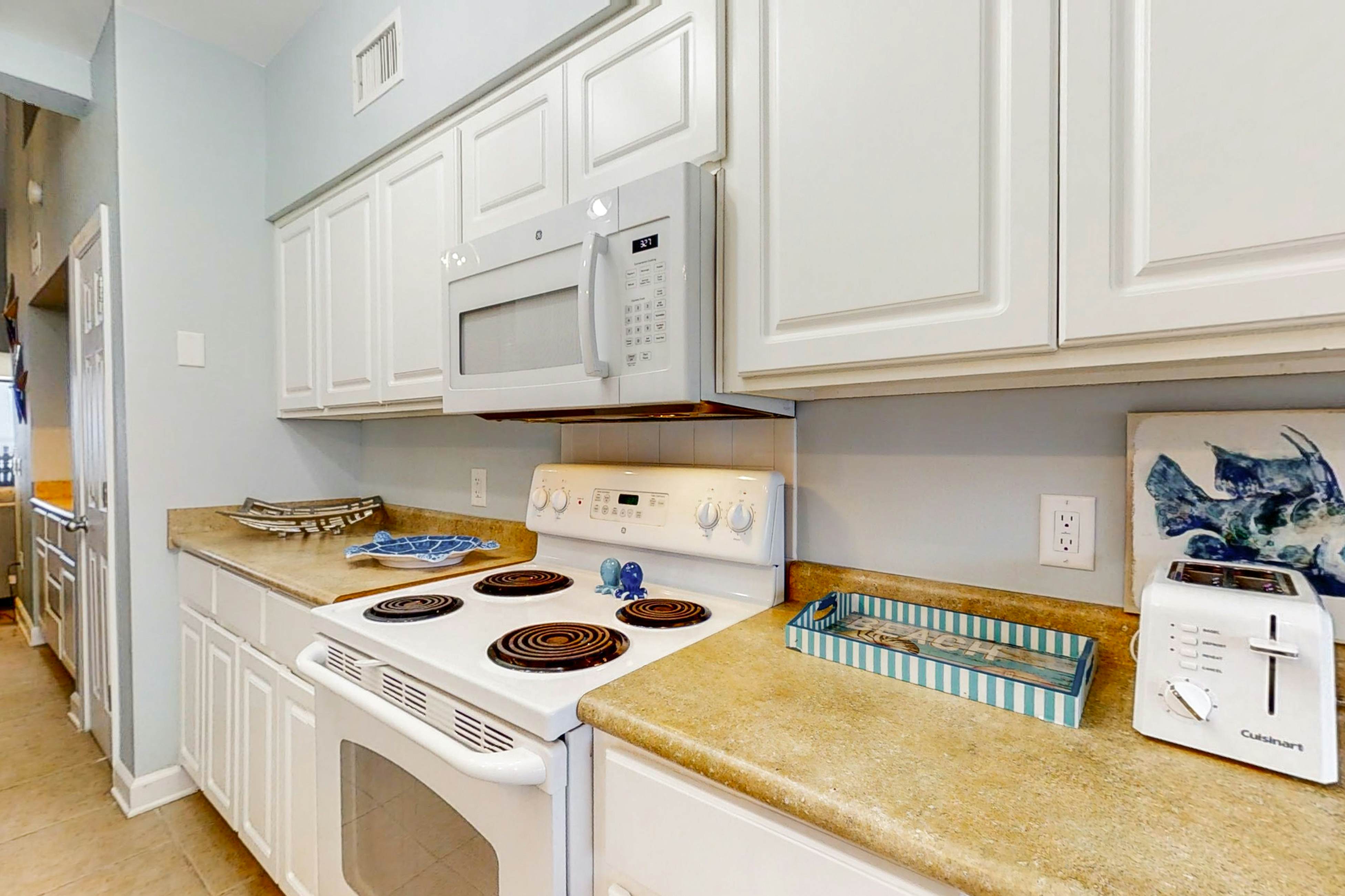 Palm Beach Club 2-228