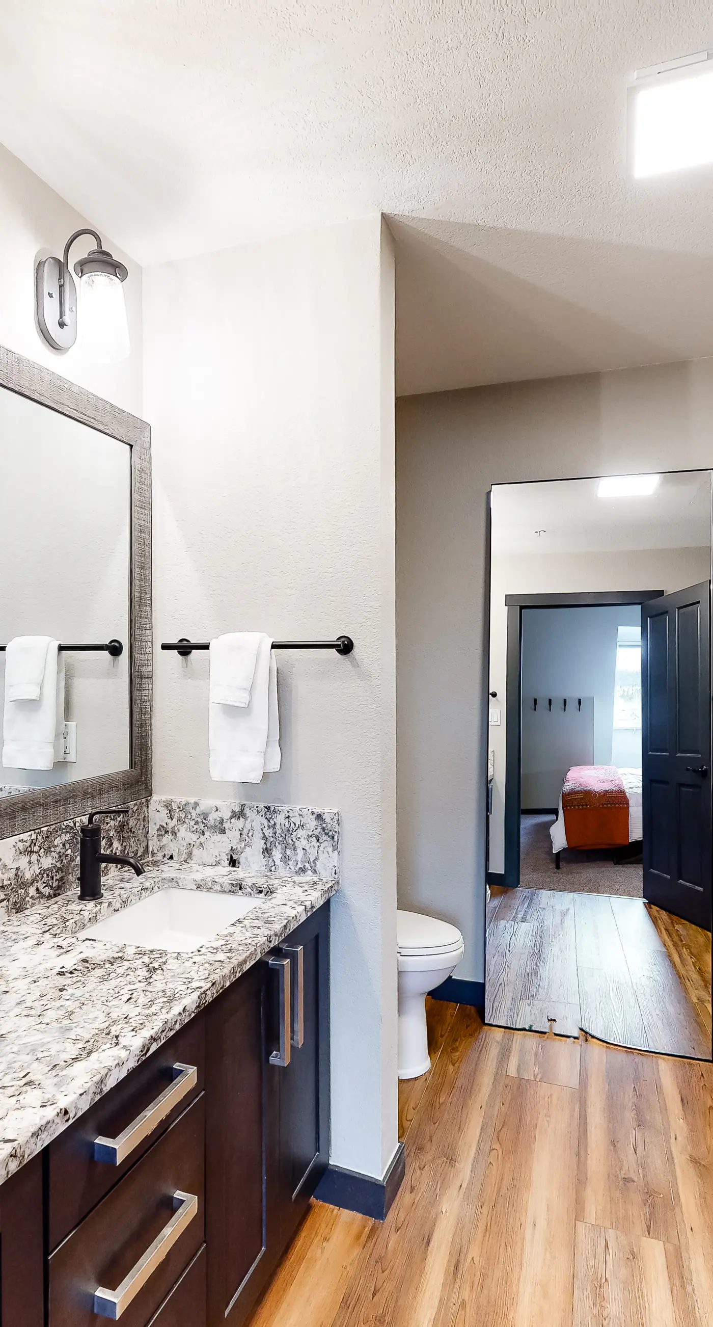 Main Street Station #2404