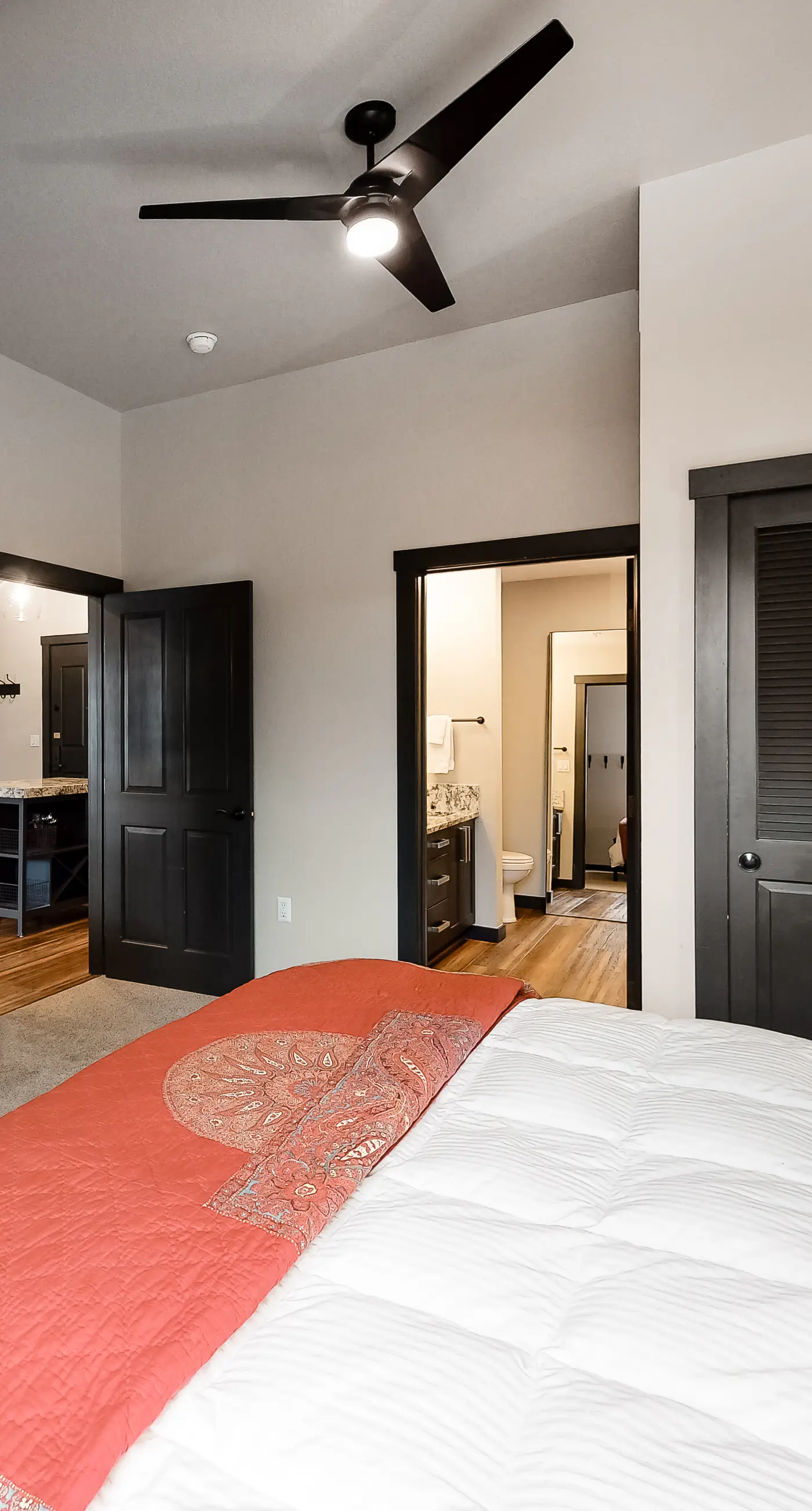 Main Street Station #2404