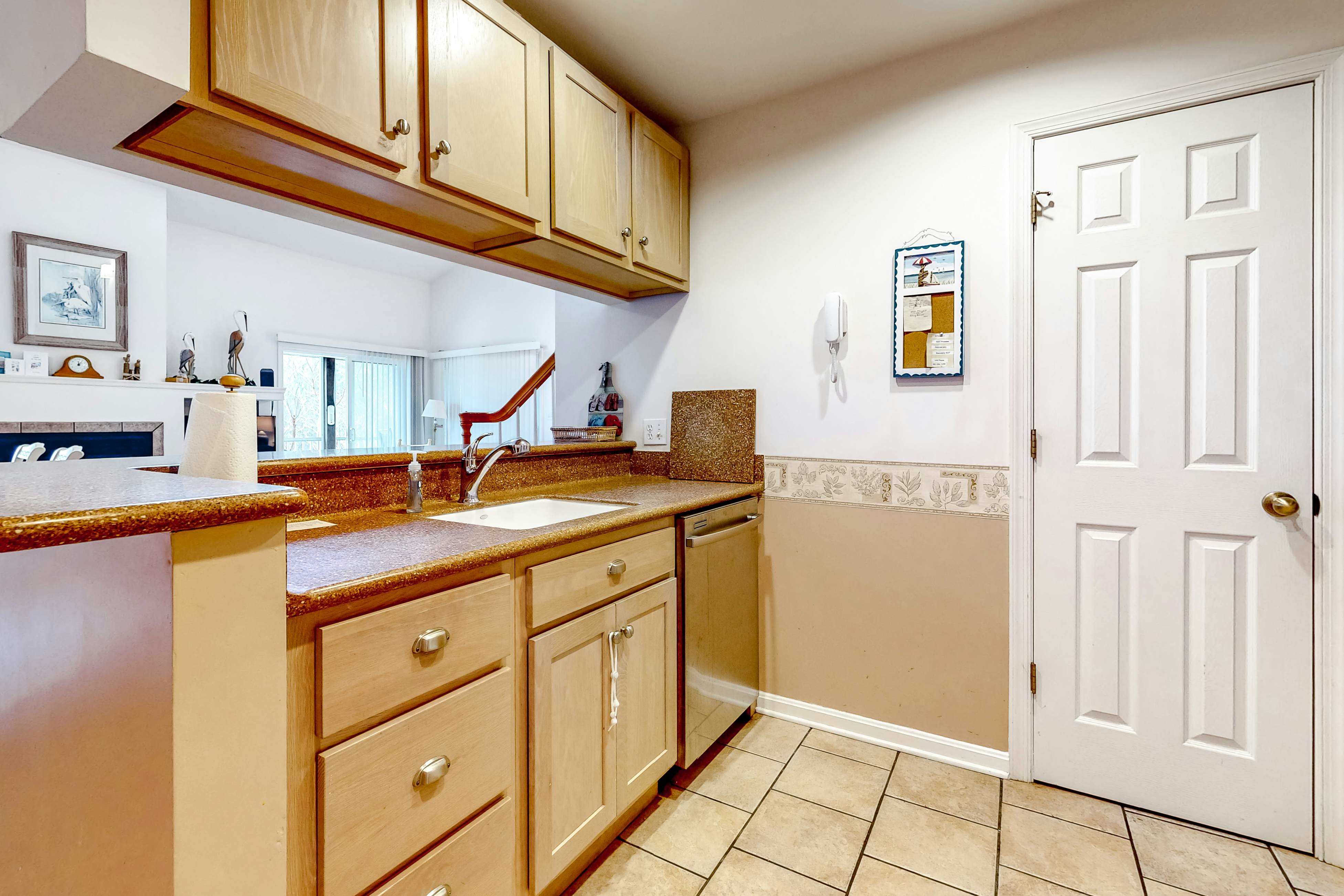 Sea Colony - 55037 Pine Lake Dr