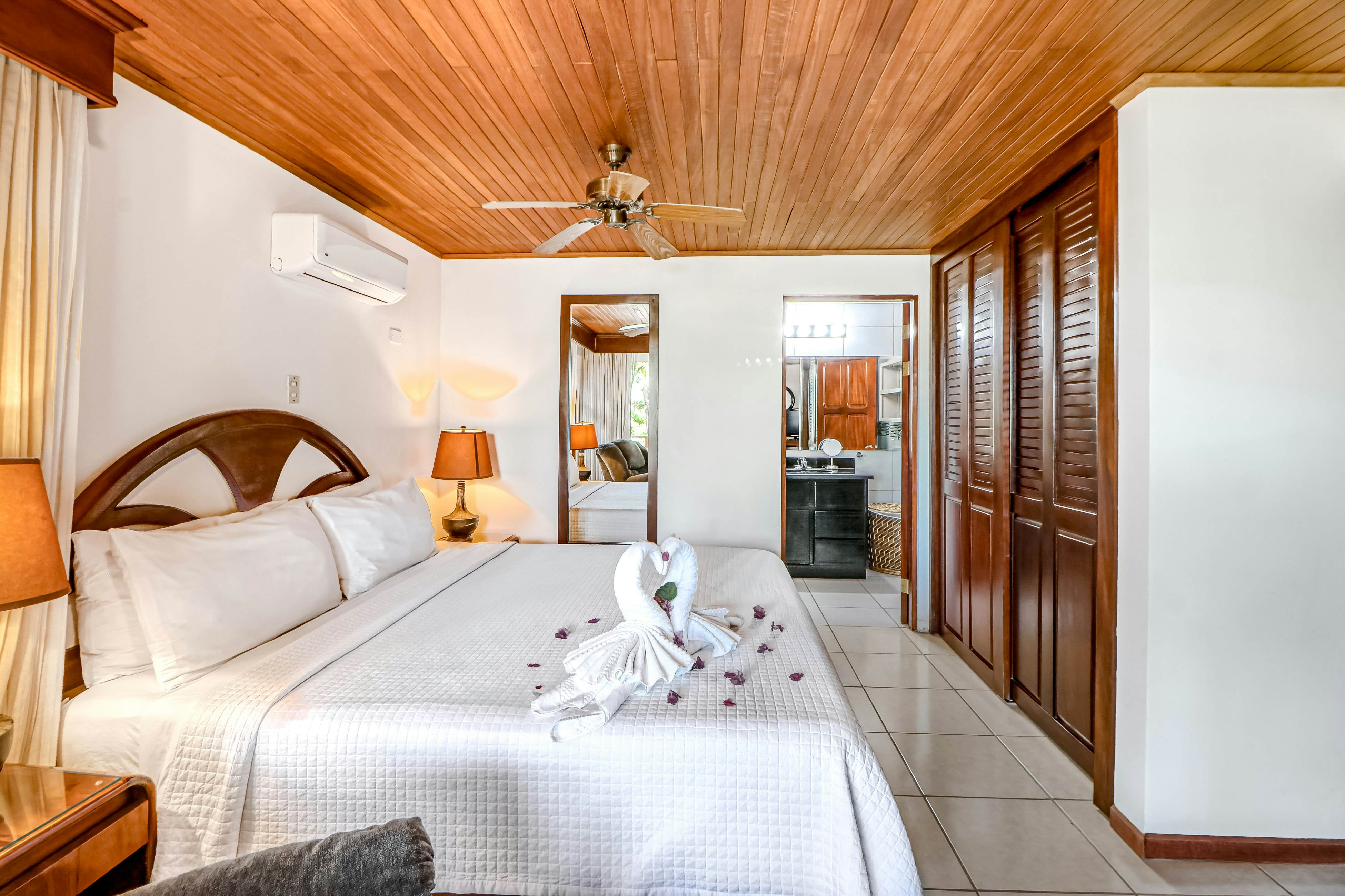 Flamingo Marina Resort 413