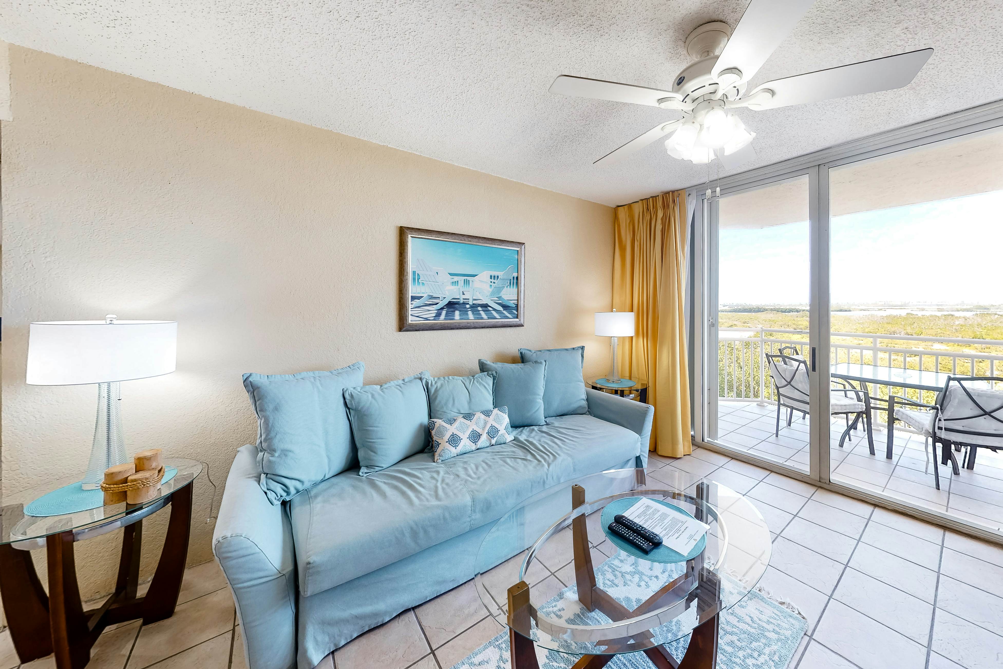 Sunrise Suites - Panama Suite 310