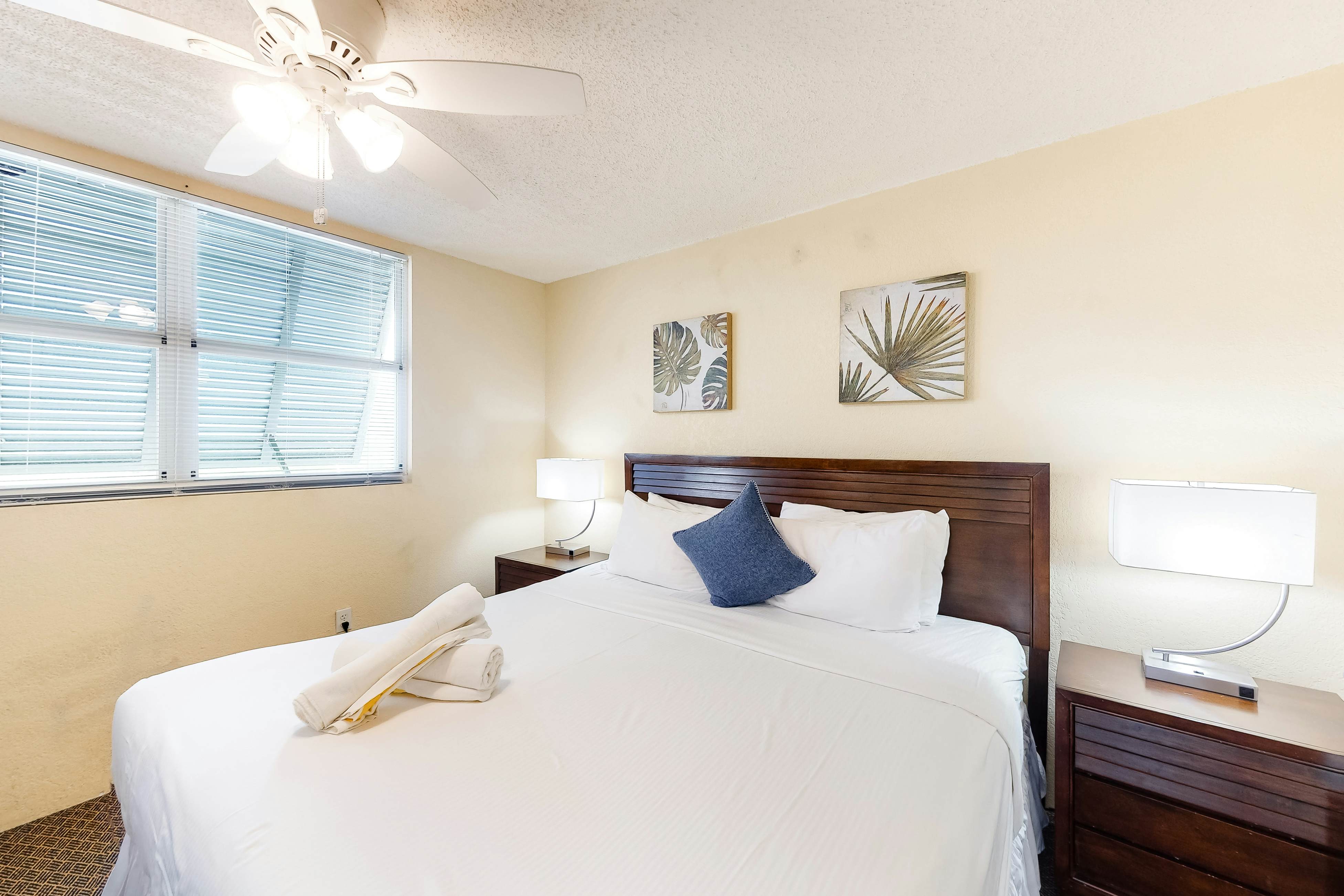 Sunrise Suites - Panama Suite 310