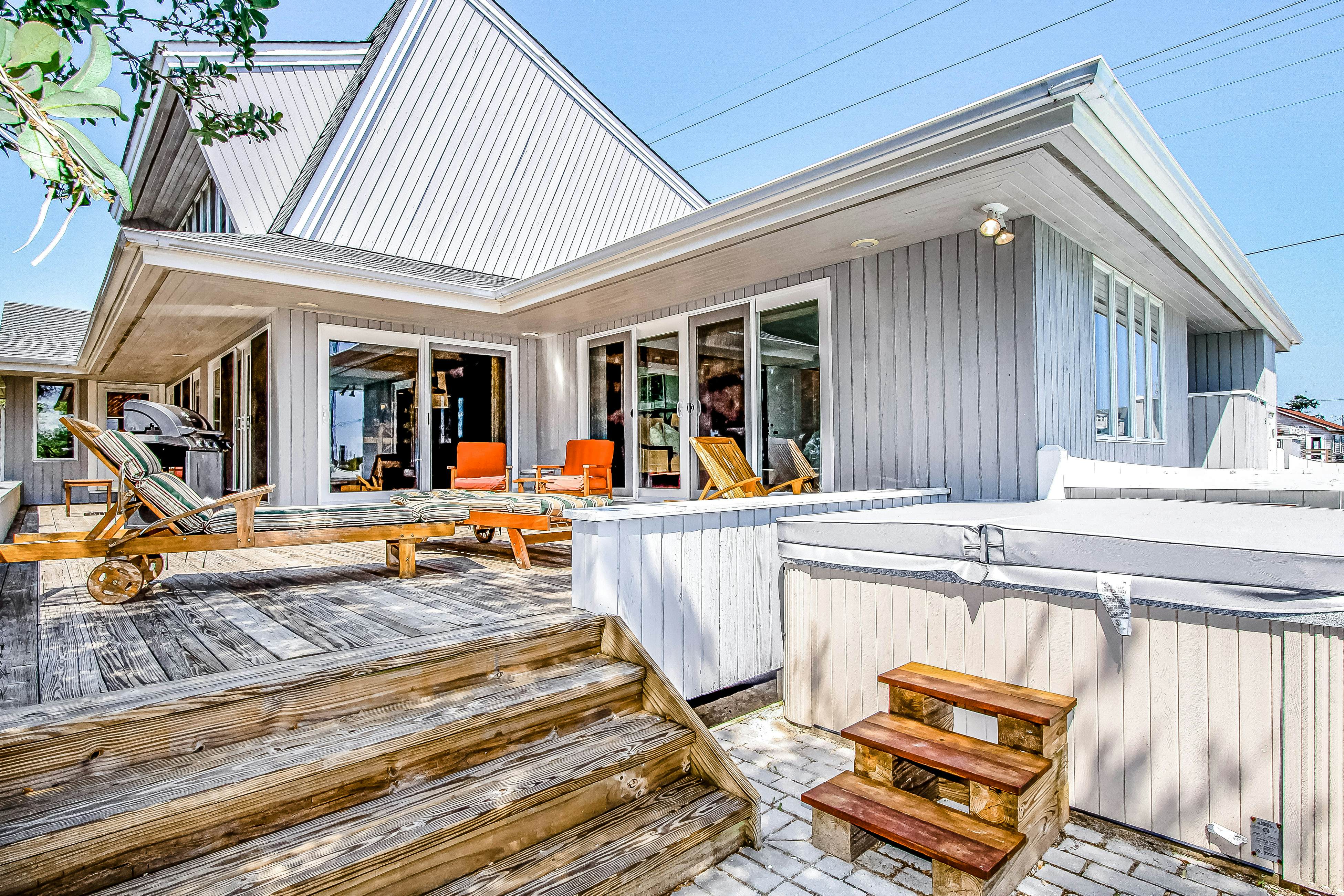 Salvo, NC Vacation Rentals, Oceanfront Rentals, Home Rentals Vacasa