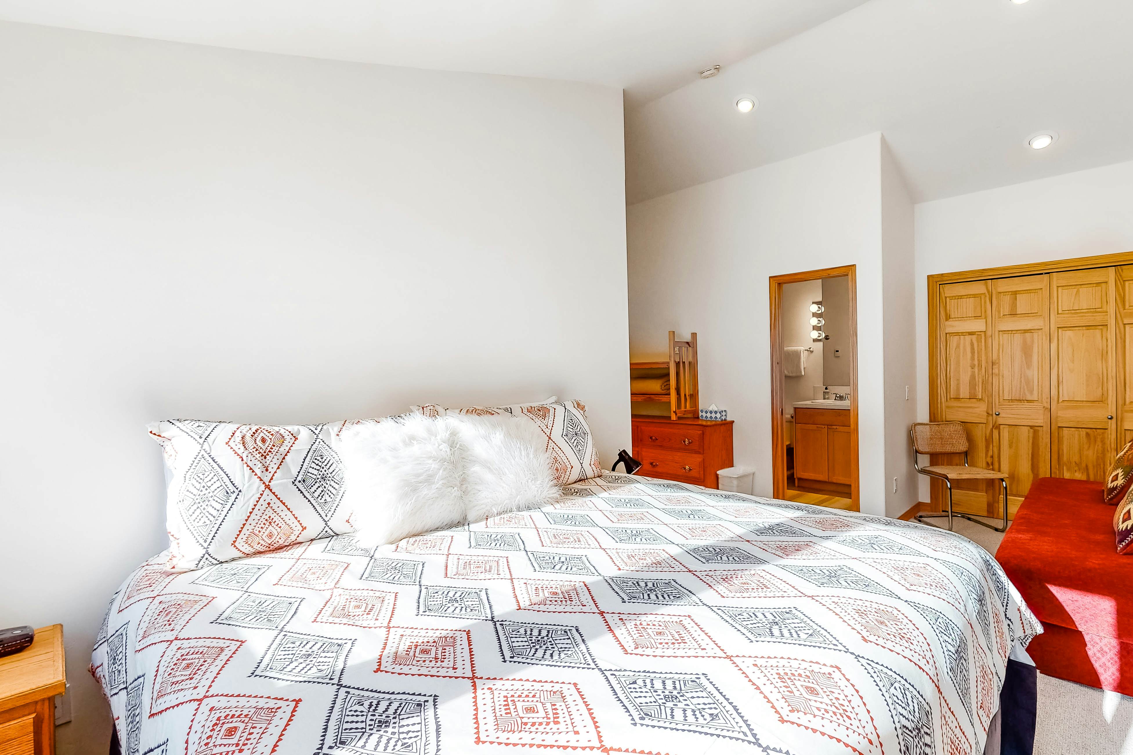 Delightful International Village Getaway