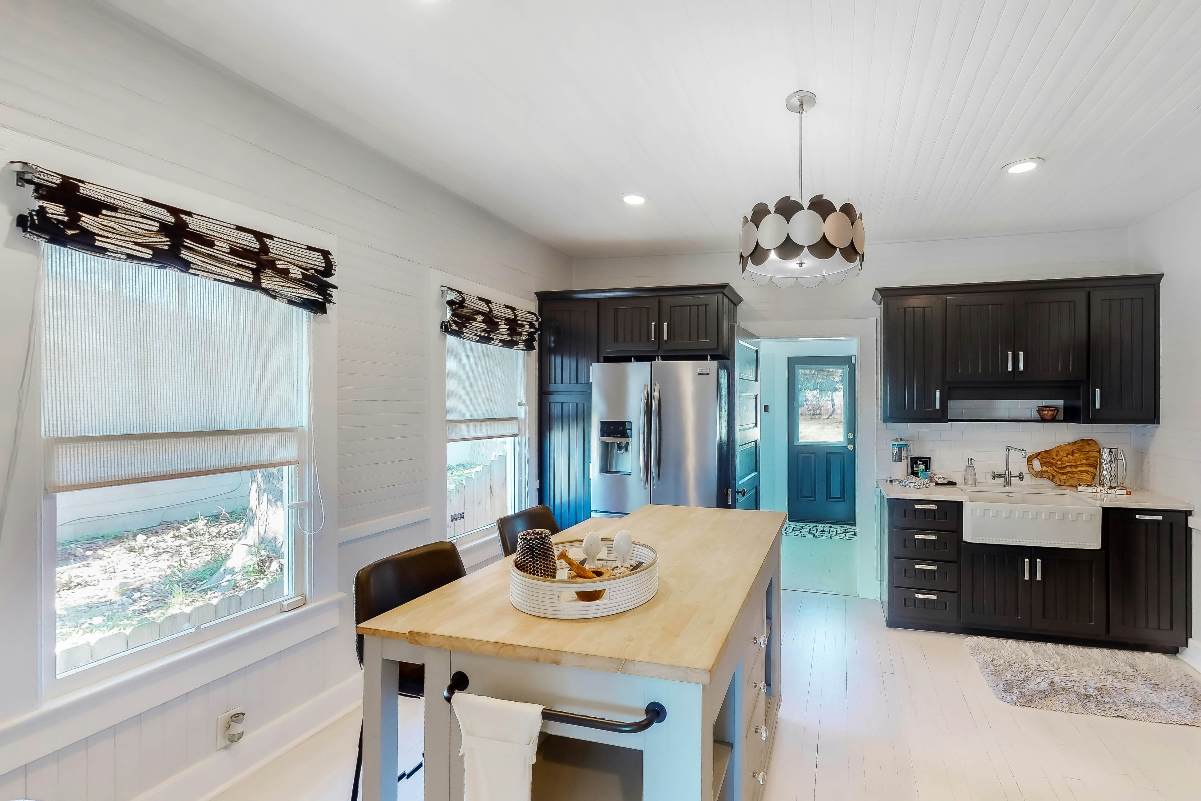 St Johns Cottage Downtown 1 BD Pensacola, FL Vacation Rental Vacasa