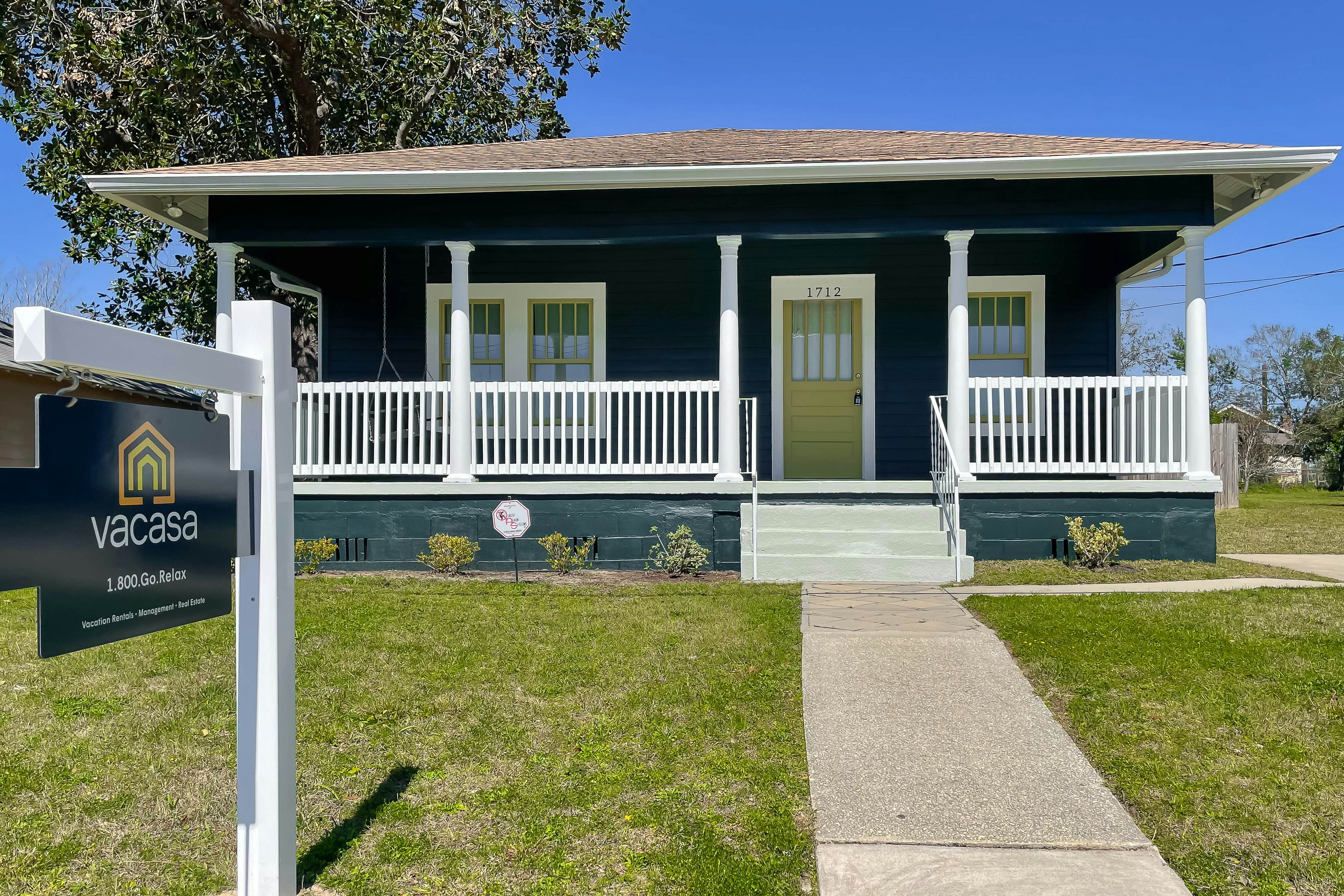 St Johns Cottage Downtown 1 BD Pensacola, FL Vacation Rental Vacasa