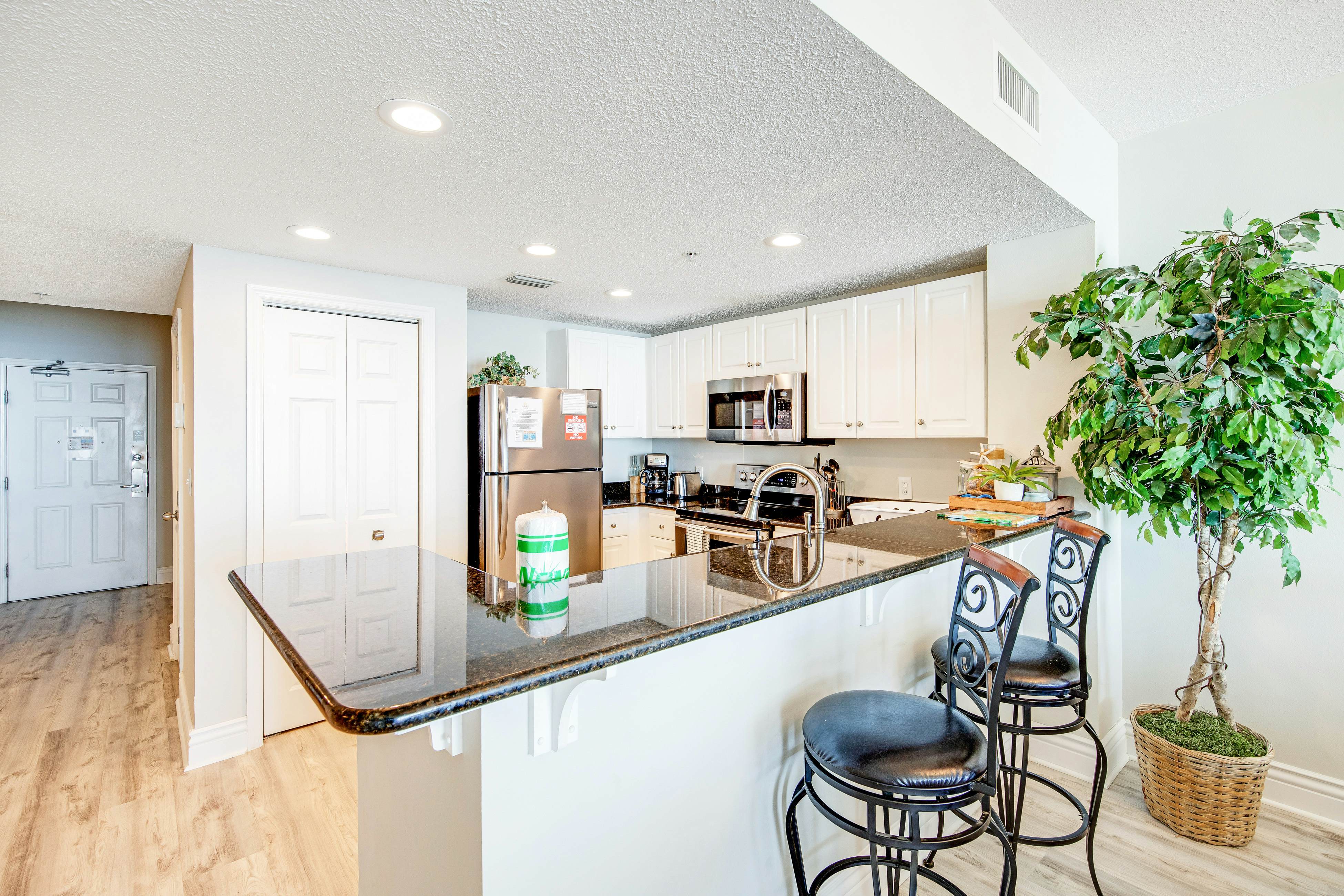 Majestic Beach Resort Tower 1- 1003