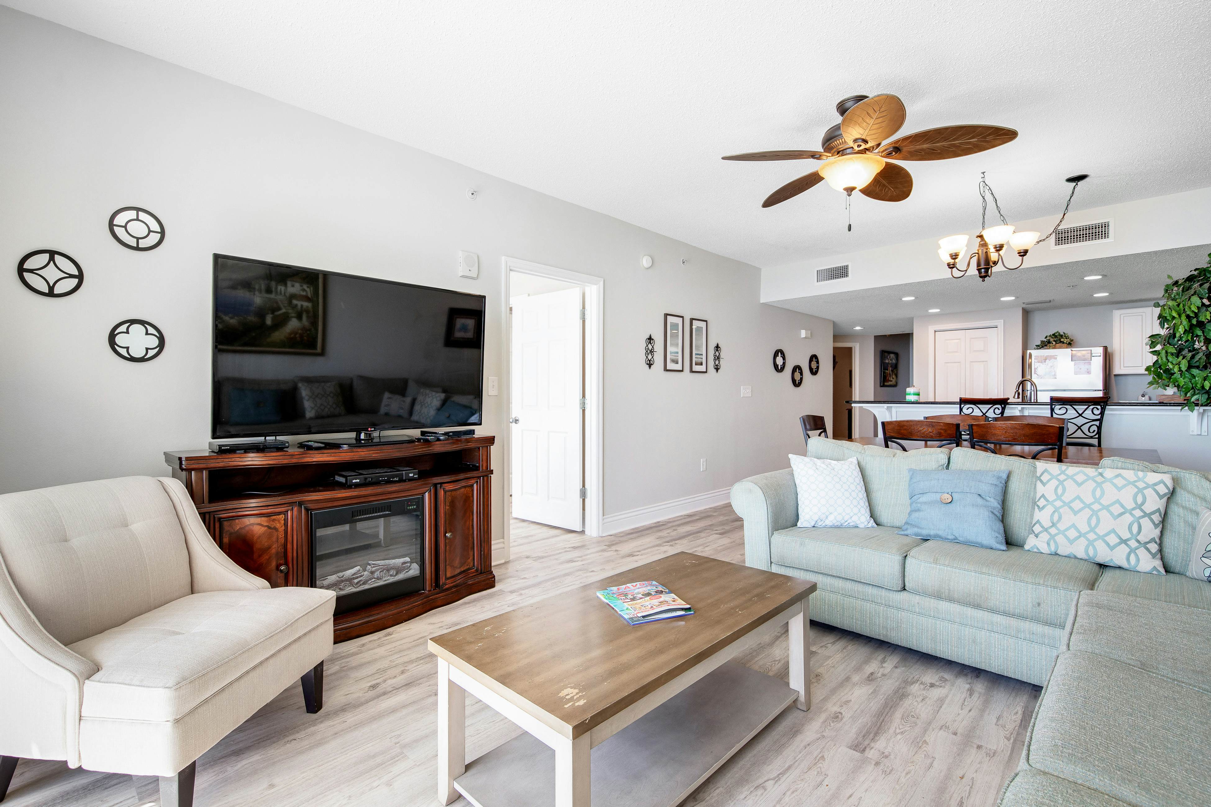 Majestic Beach Resort Tower 1- 1003