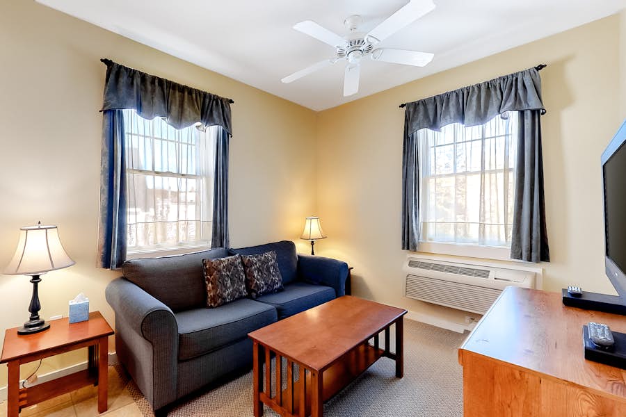 The Colonels Suites Unit 1 1 BD Northeast Harbor, ME Vacation Rental