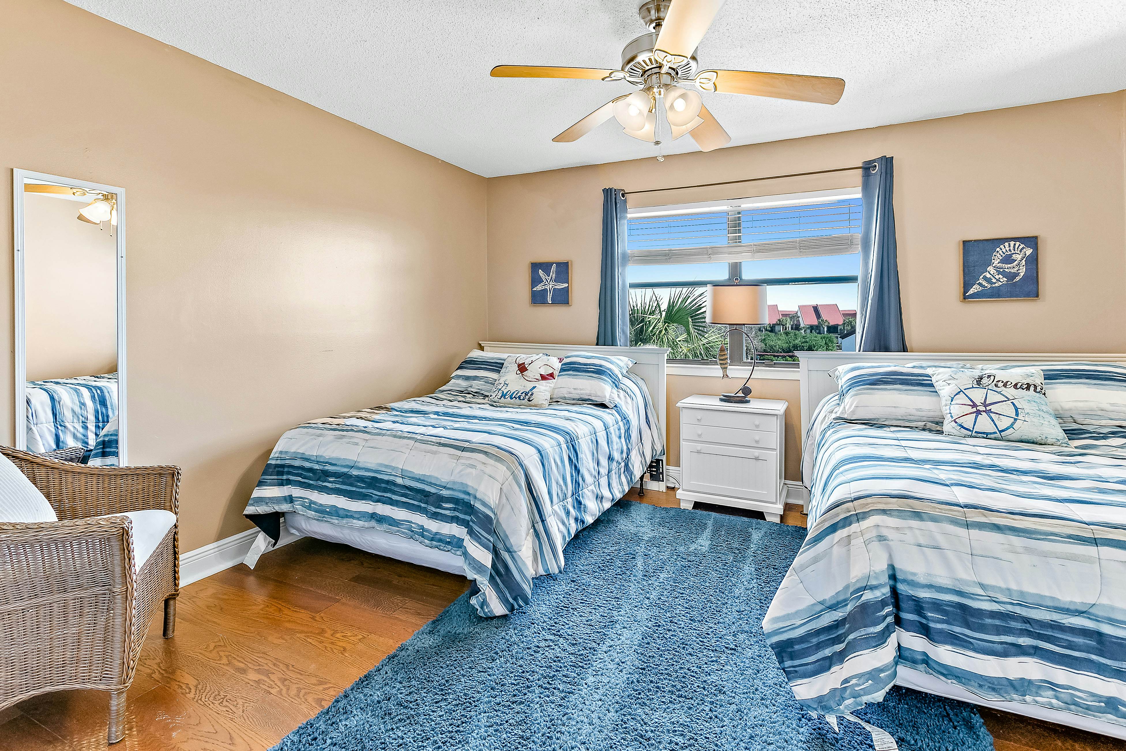 Edgewater Golf Villa #115