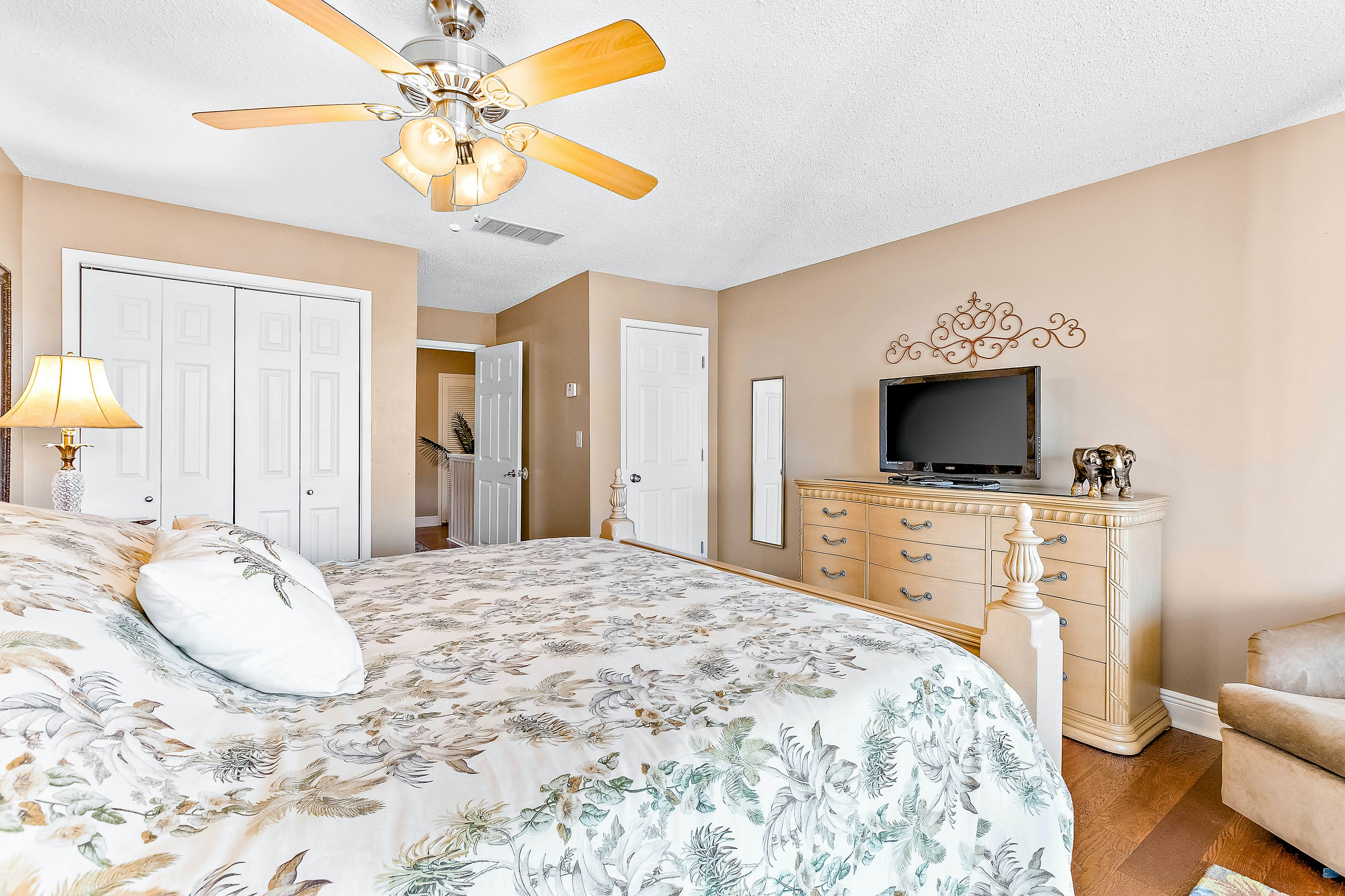 Edgewater Golf Villa #115