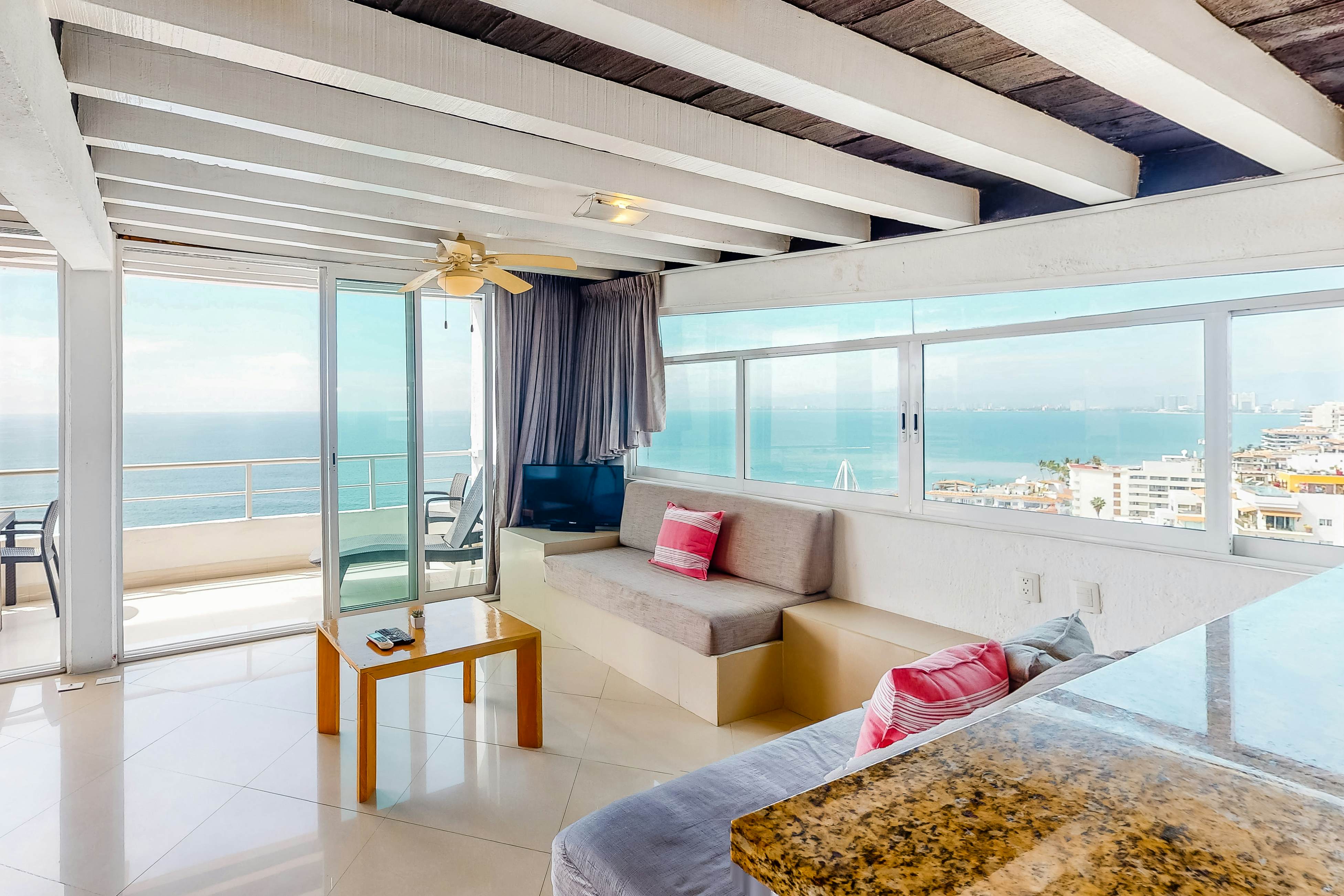 Torre Malibu, PH #902