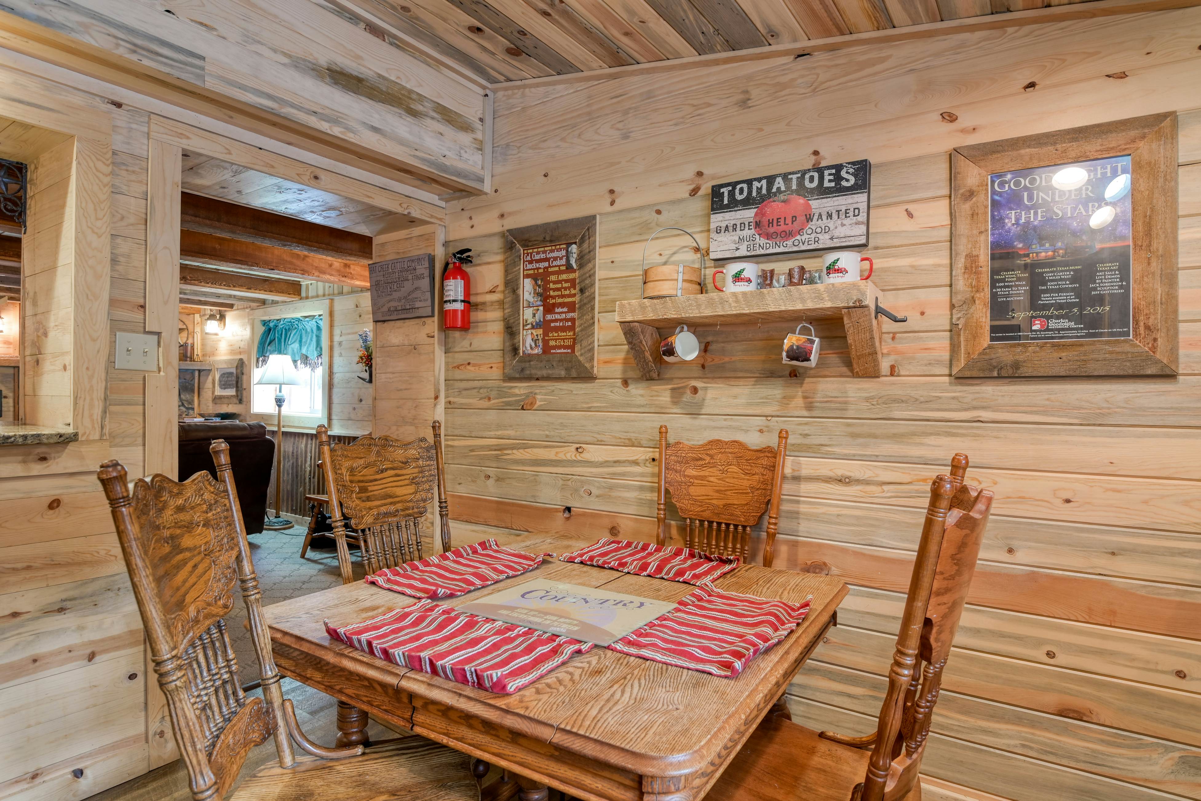 Return to Lonesome Dove 2 BD South Fork, CO Vacation Rental Vacasa