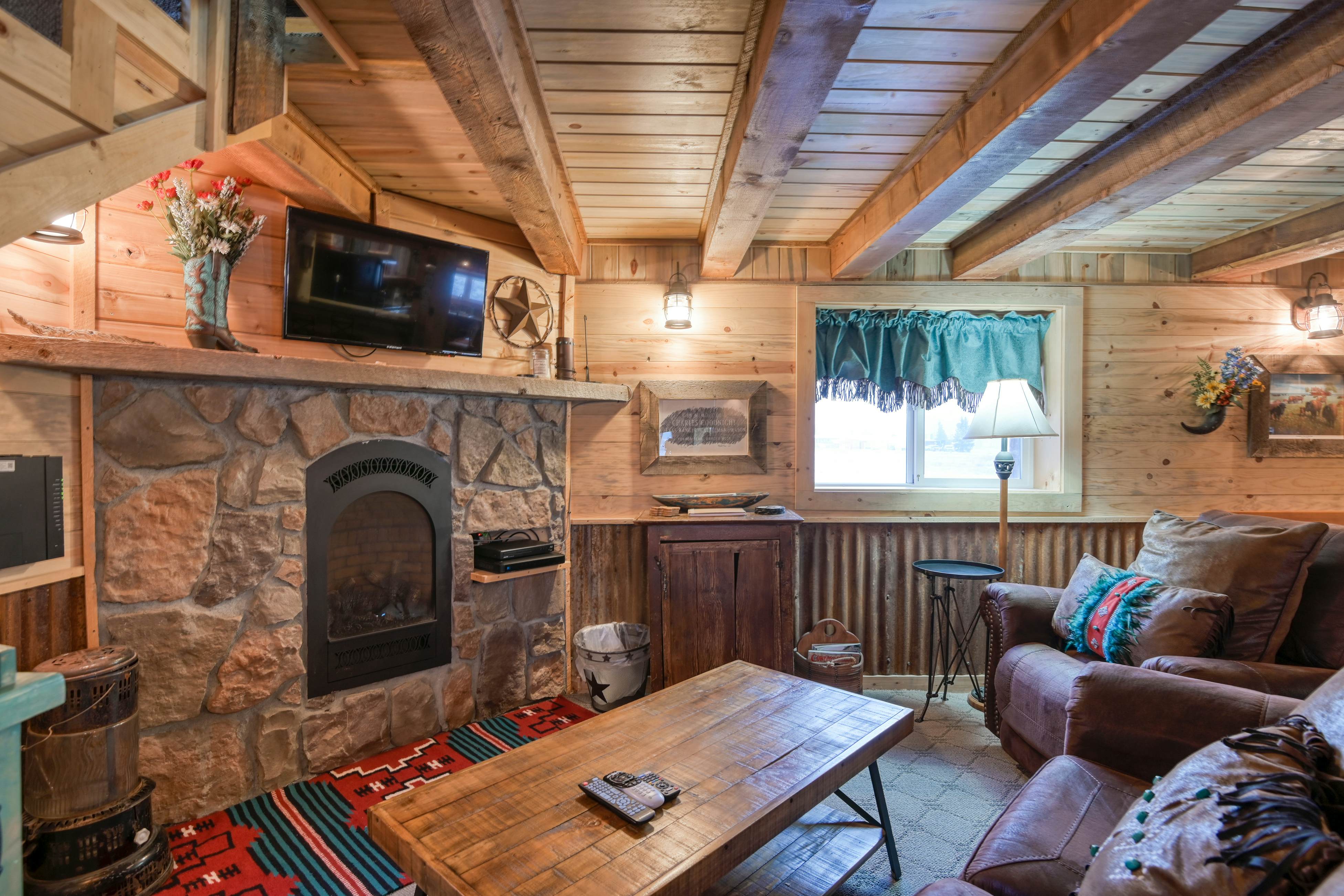 Return to Lonesome Dove 2 BD South Fork, CO Vacation Rental Vacasa