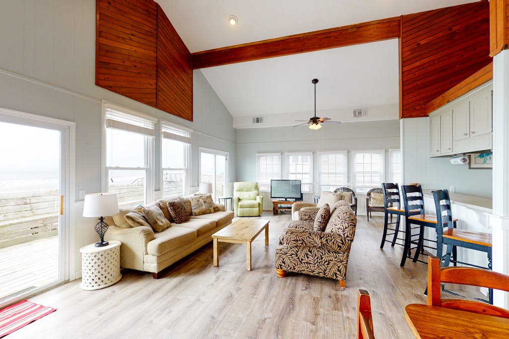 Oceanfront home with WiFi, full kitchen, & deck that spans the side of the home — Folly Beach, SC — vacation rental
