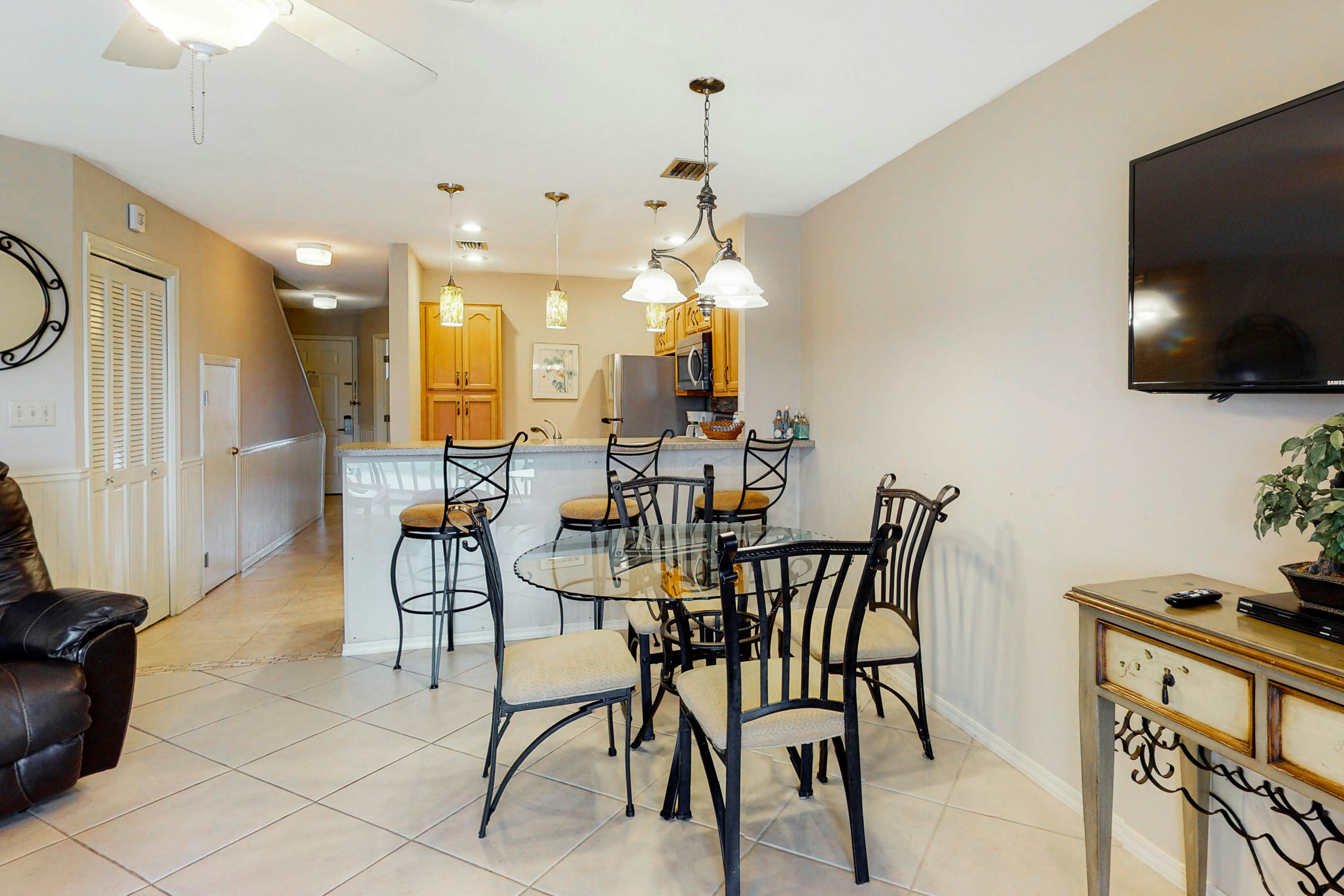 Seascape Lakefront Villas 228