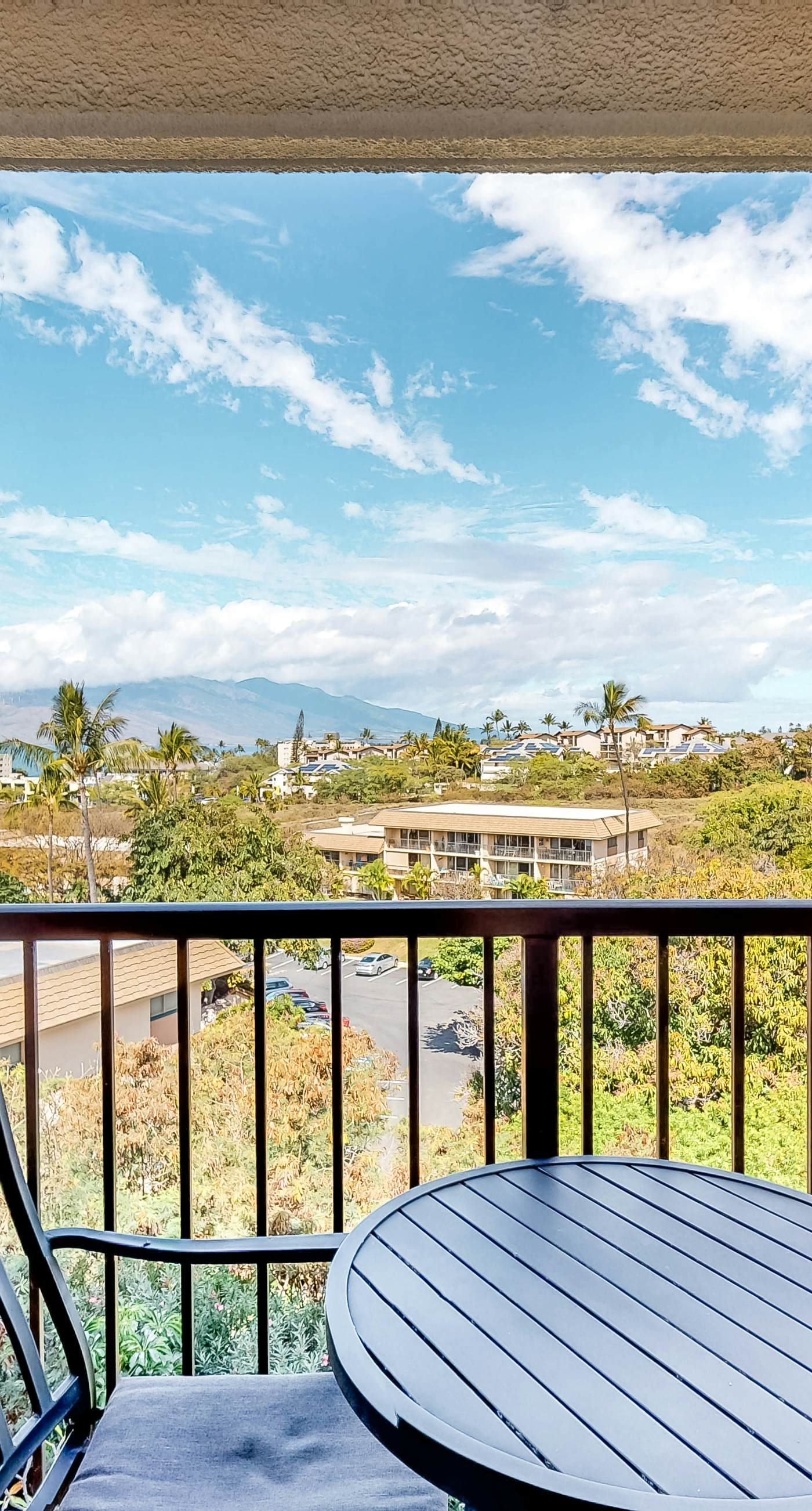 Kihei Akahi D401