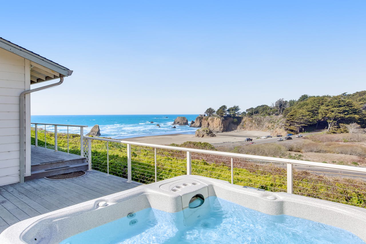 Shell Seeker 5 BD Fort Bragg, CA Vacation Rental Vacasa
