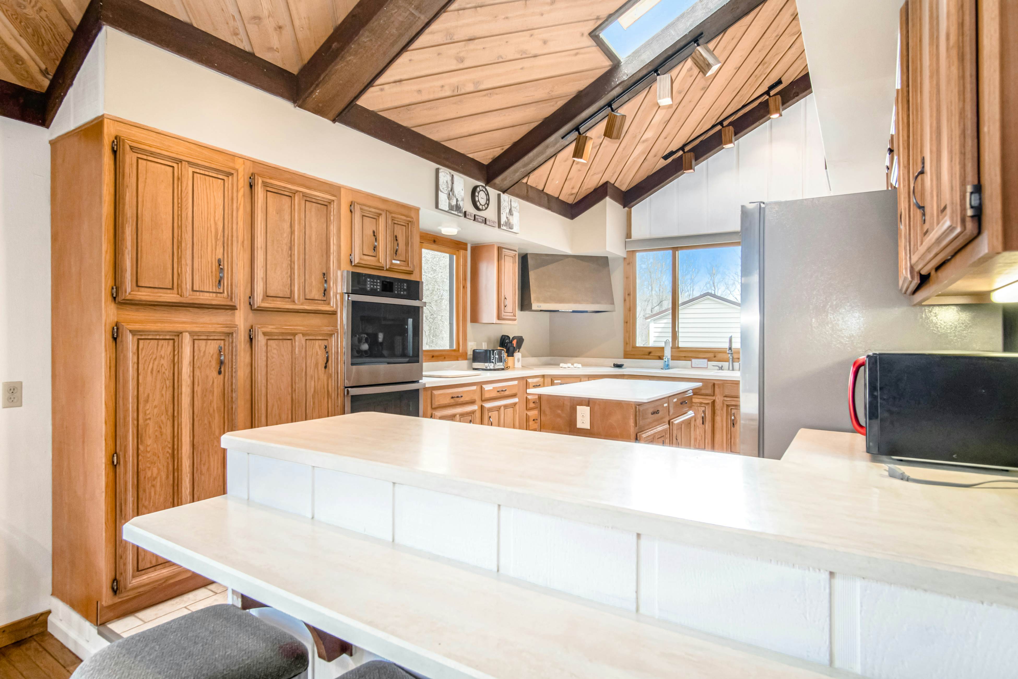 Harbor Country Family Lodge