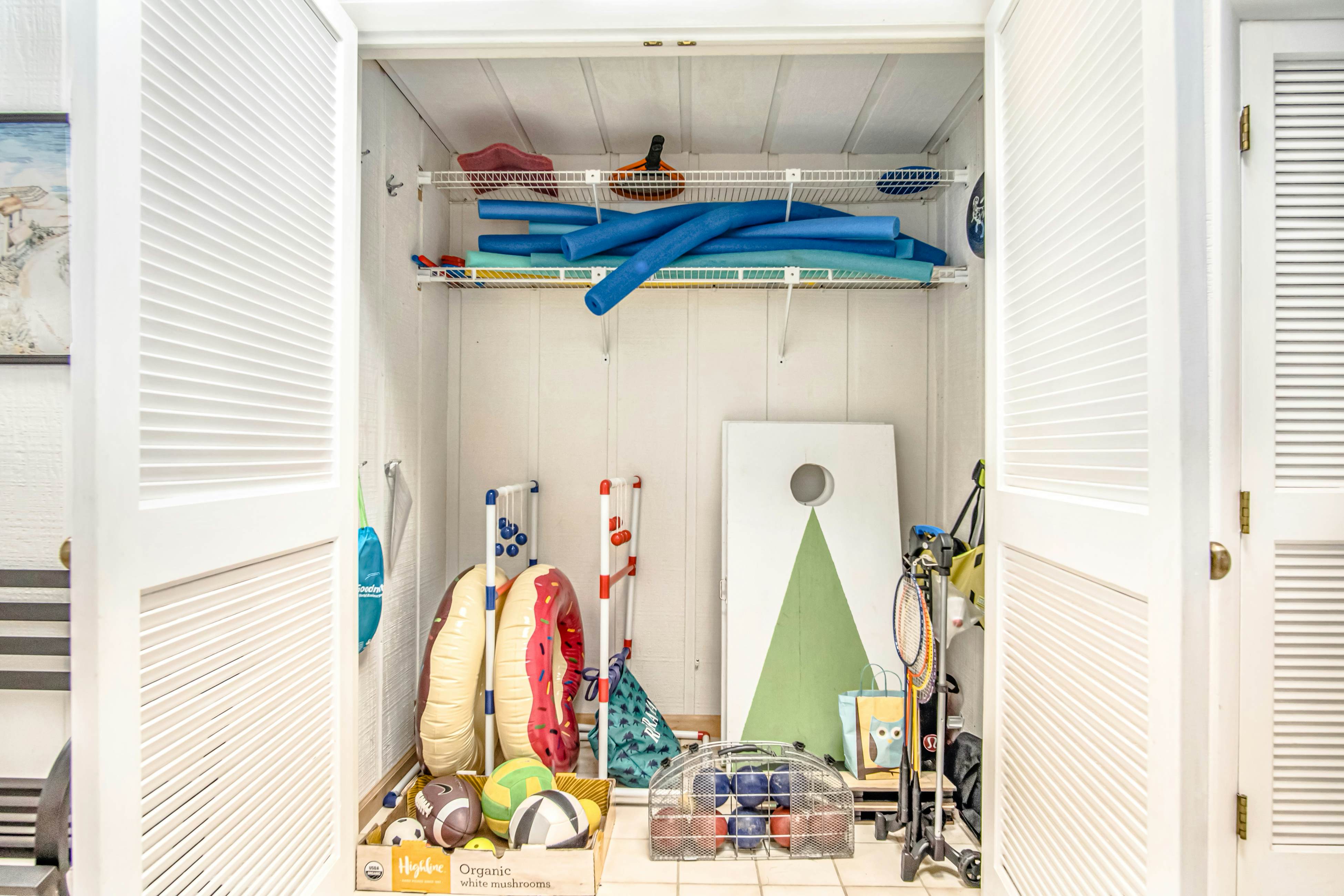 Harbor Country Family Lodge