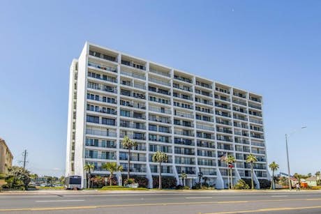 Galveston Beach House Rentals, Condos, Vacation Rentals | Vacasa