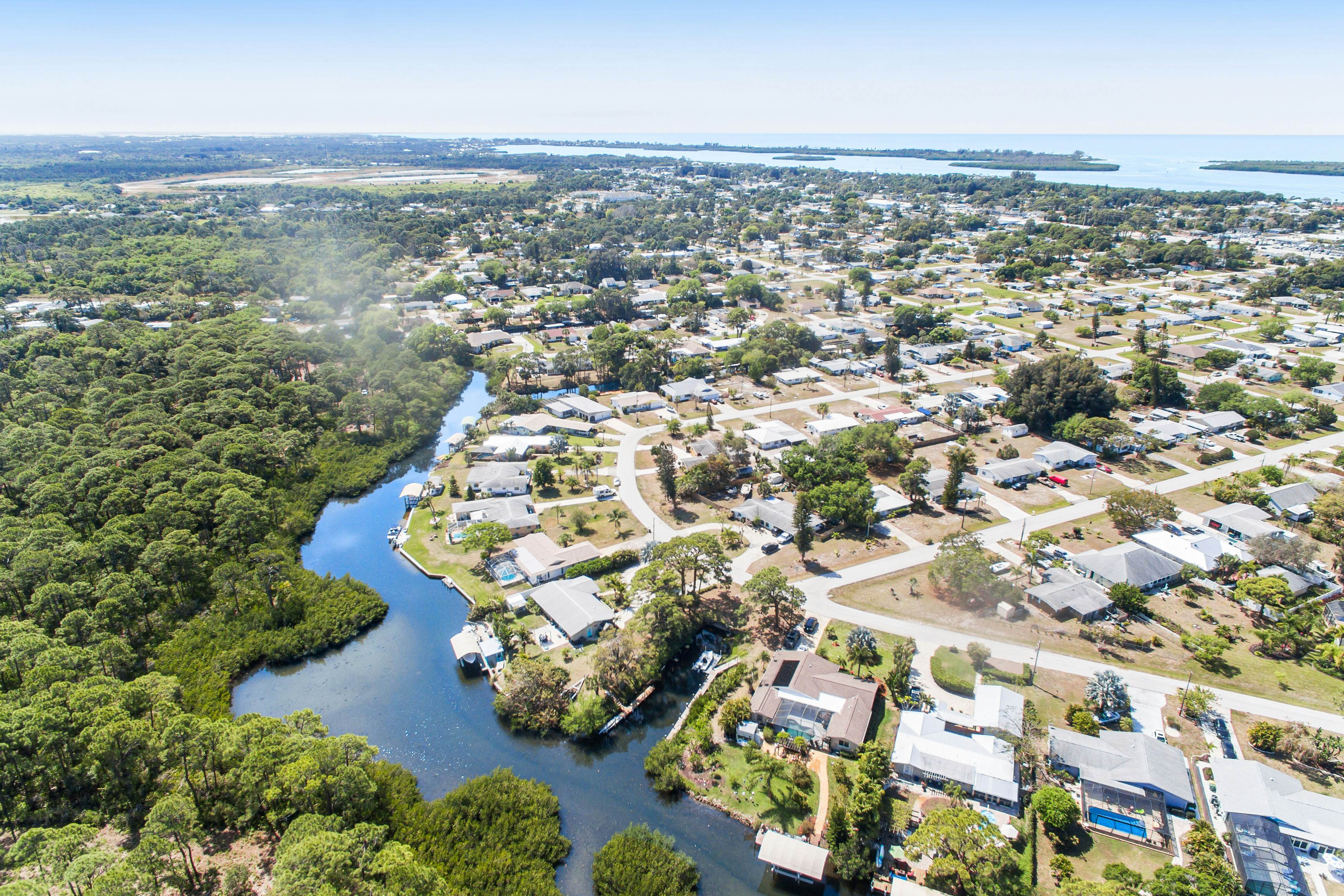 Mangrove View on Oyster Creek
