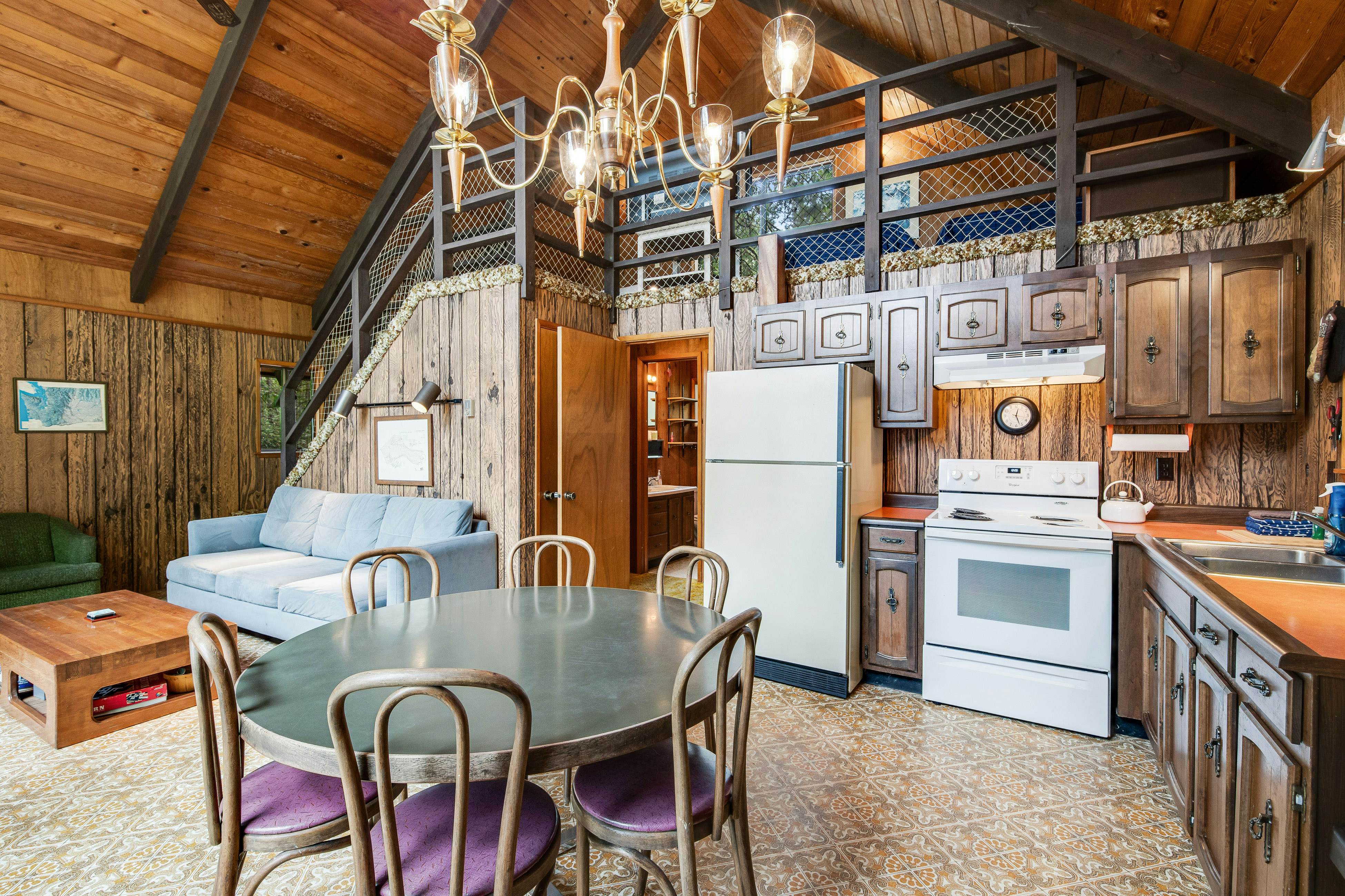 Hartstene Pointe Haven