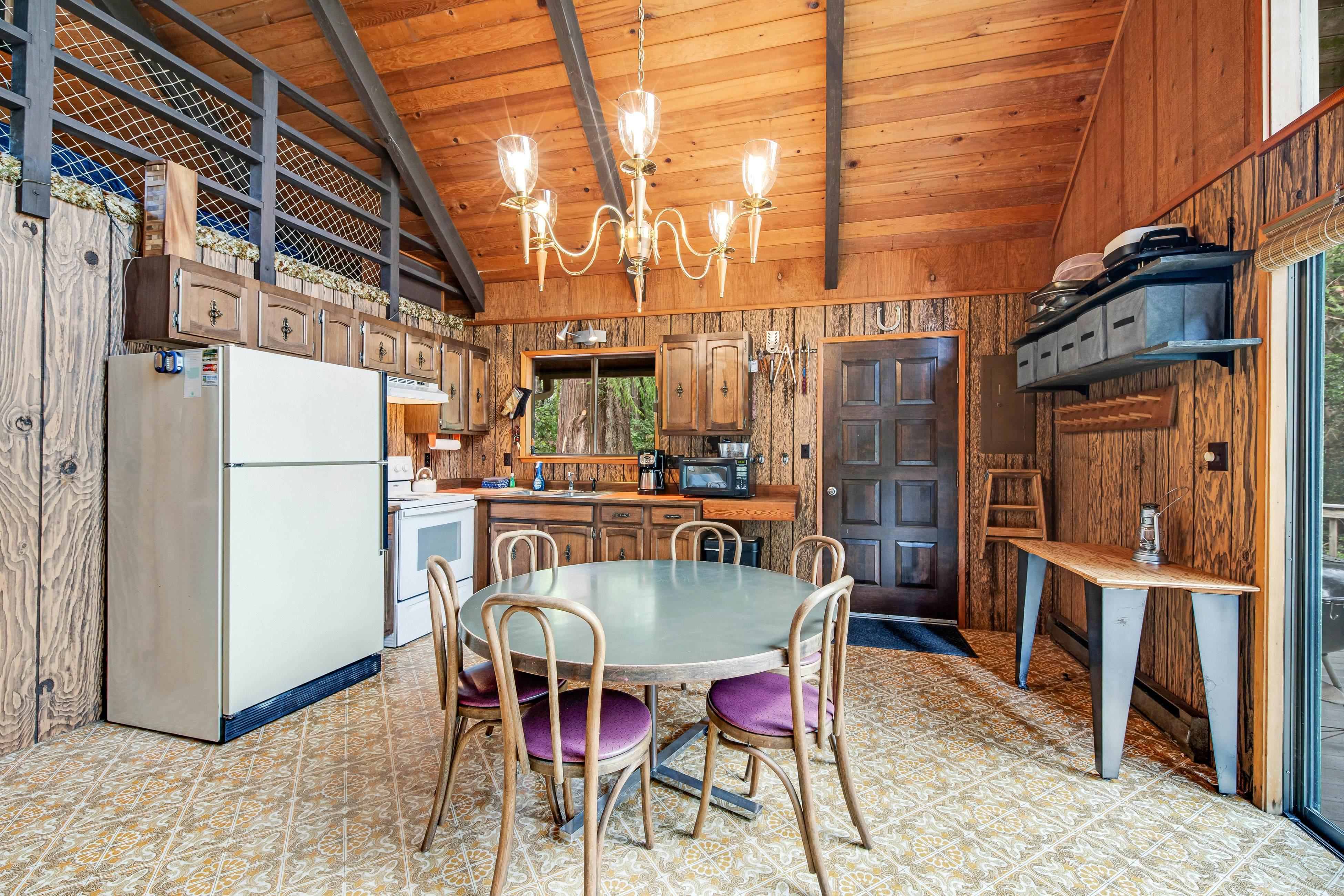 Hartstene Pointe Haven