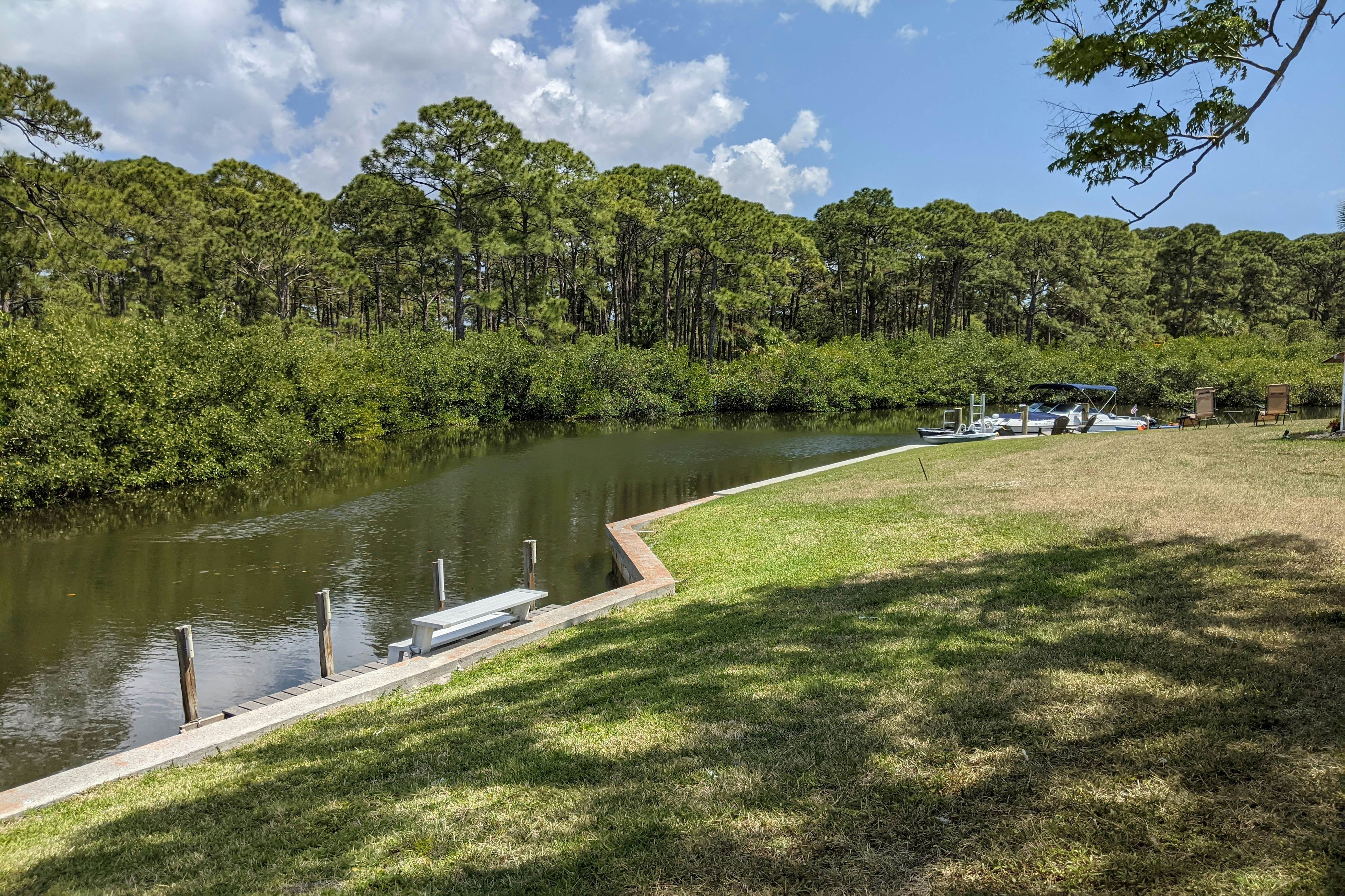 Mangrove View on Oyster Creek