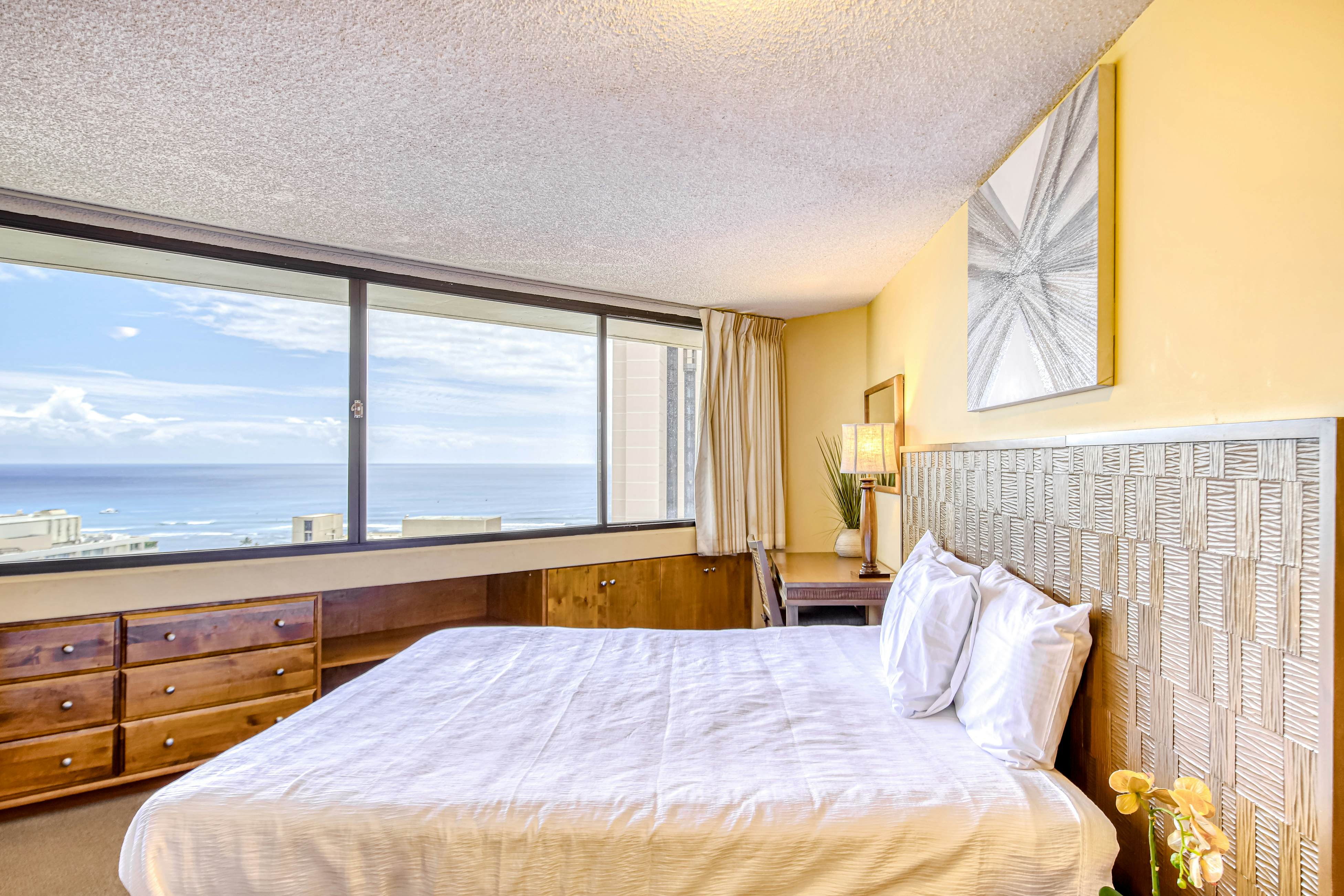 Waikiki Condo Rentals, Vacation Rentals, Beach Rentals Vacasa