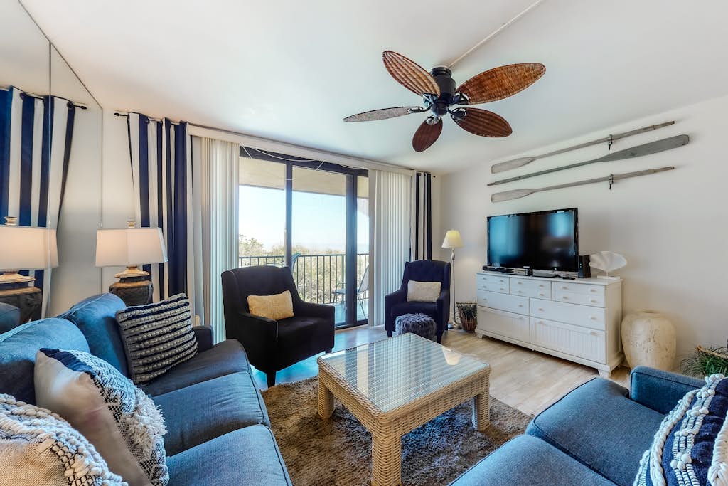 Beach Getaway with WiFi, Pools, Hot Tub, & Ocean View — Hilton Head, SC — vacation rental