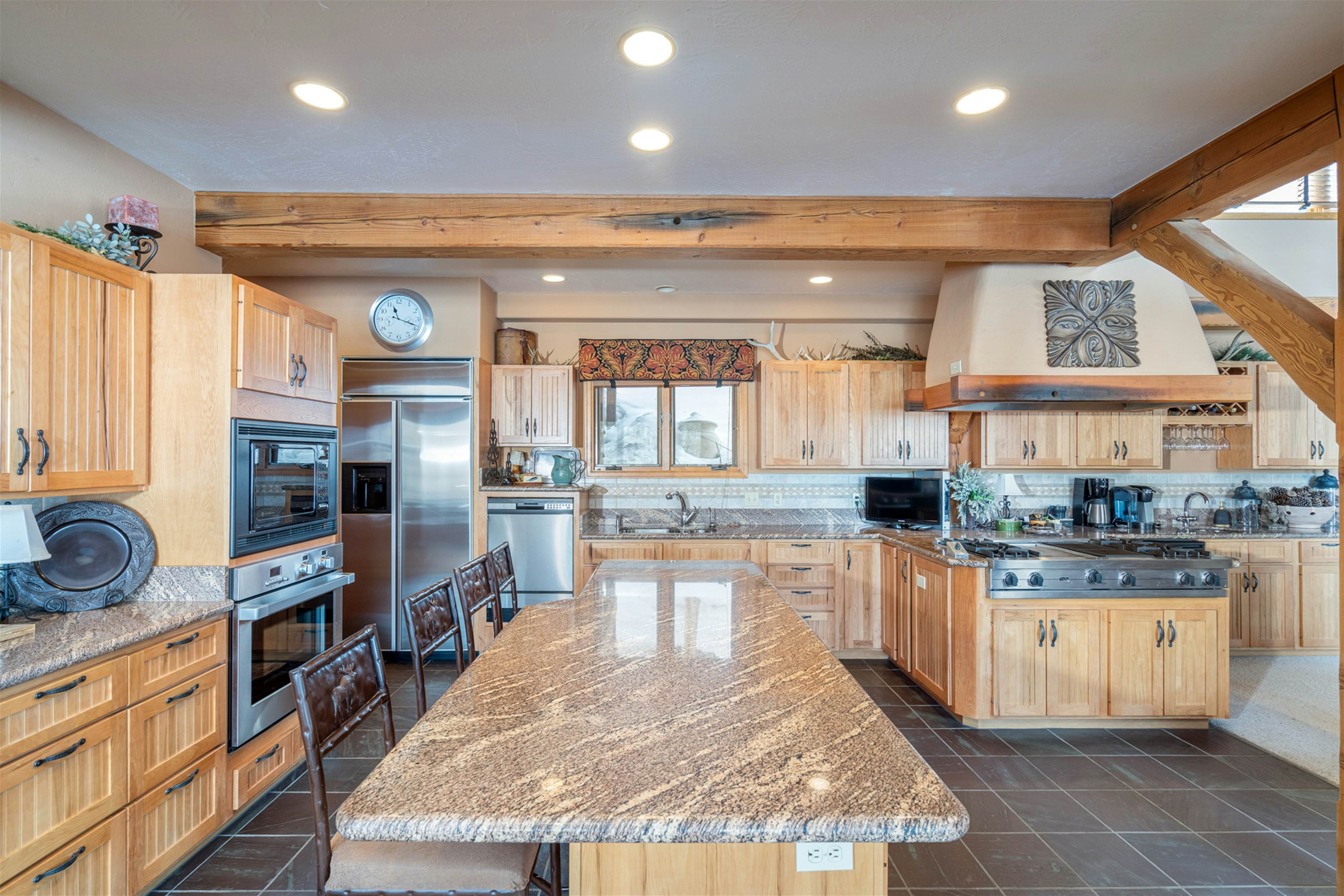 Double Eagle 102 - Back Nine Abode