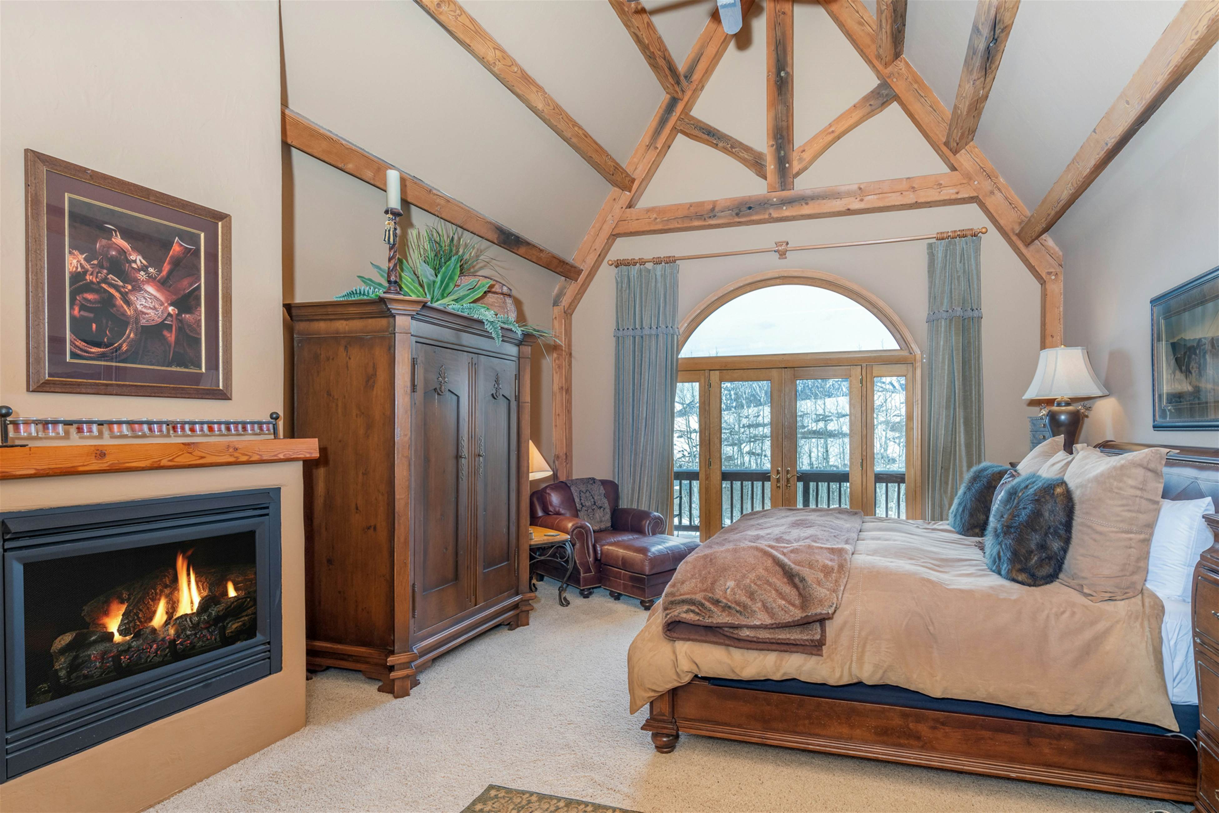 Double Eagle 102 - Back Nine Abode