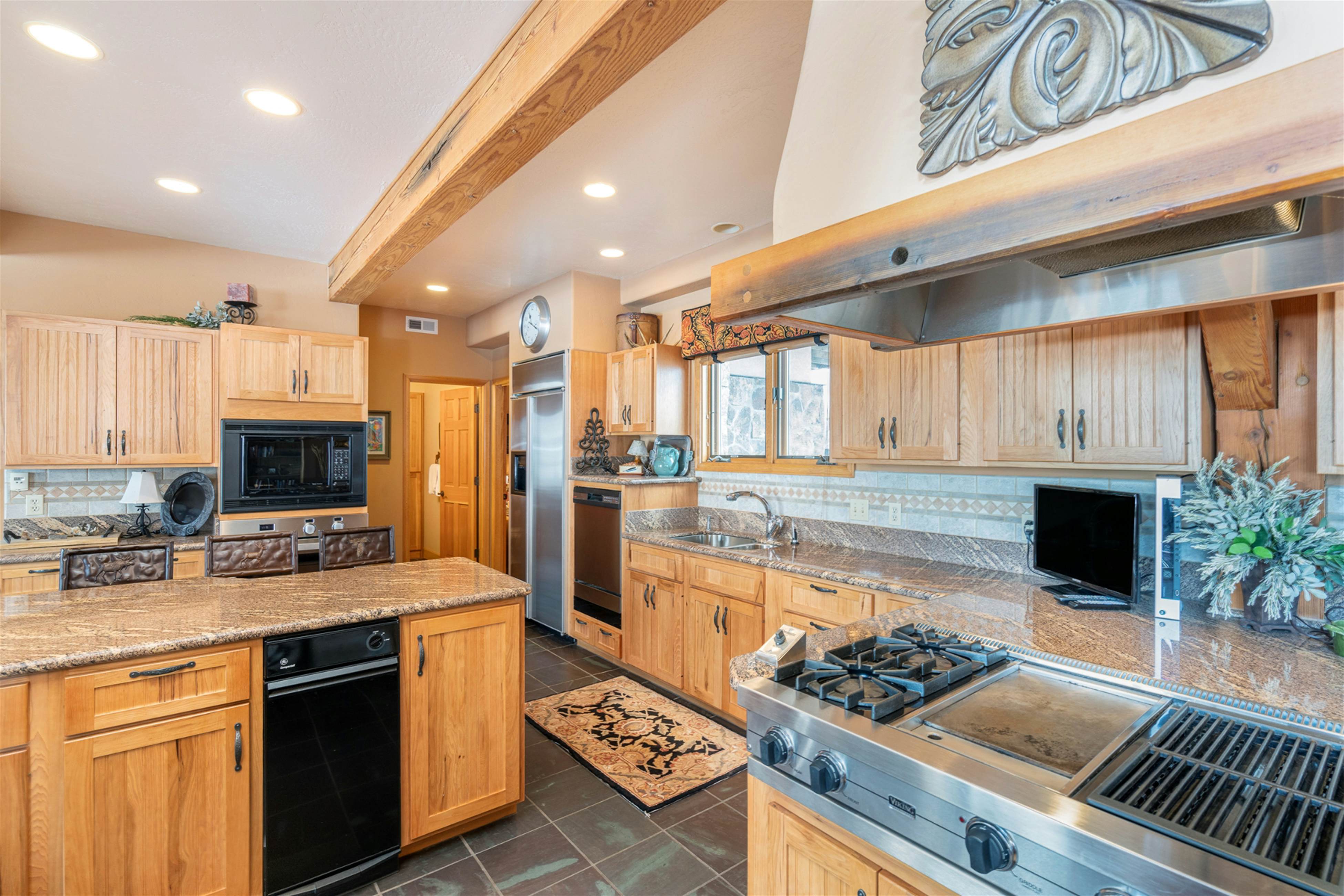 Double Eagle 102 - Back Nine Abode