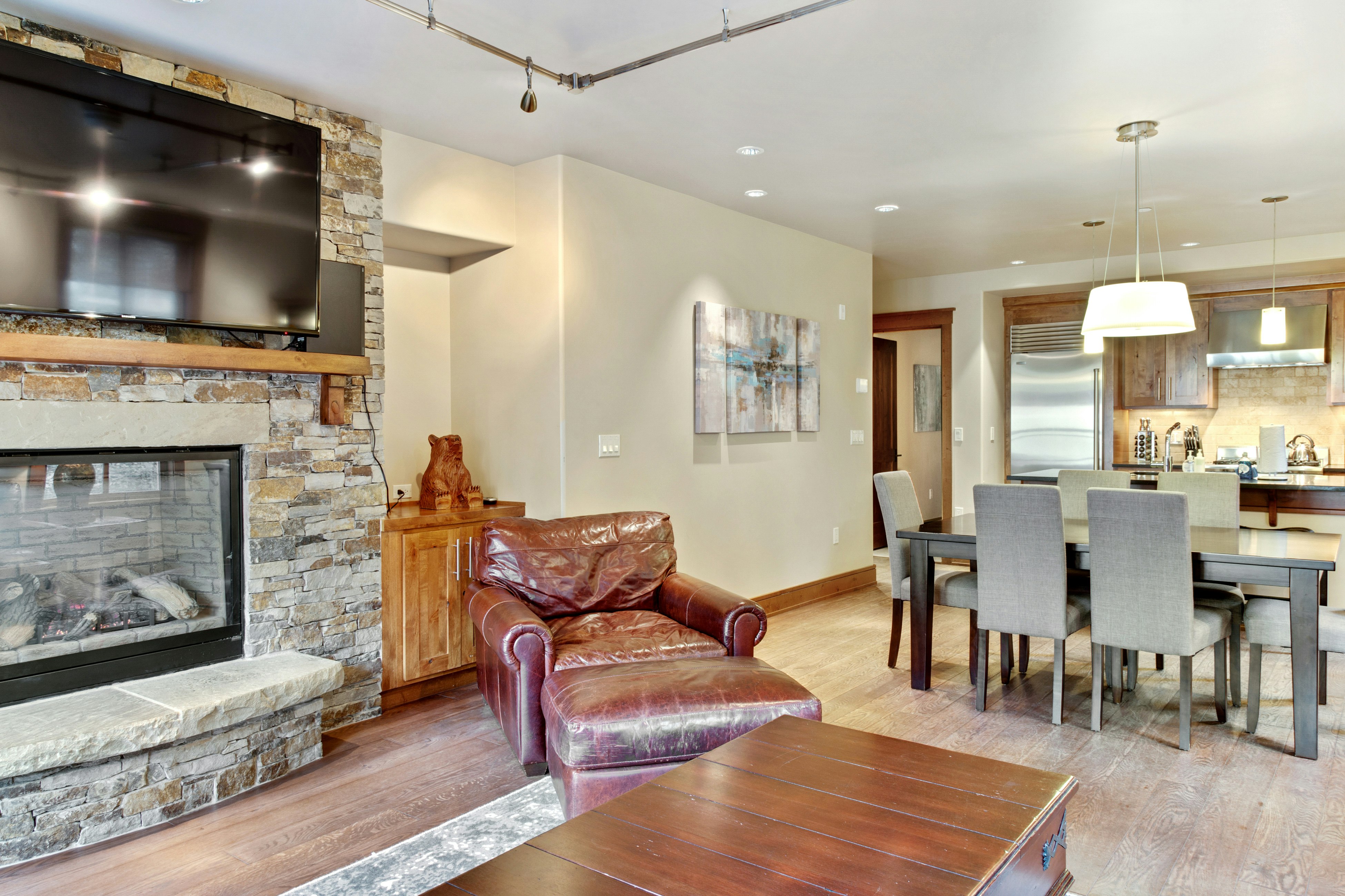 Ballard North 202 - Ballard Bluebird